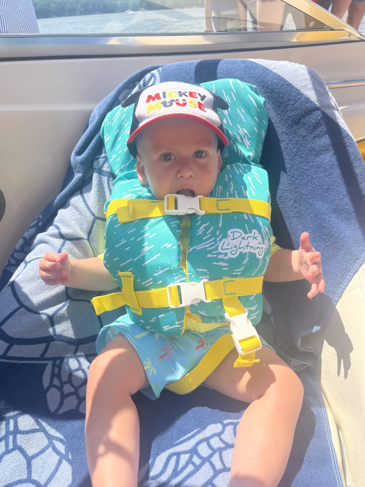 Dark Lightning USCG Approved Infant Life Jacket 0-30 lbs, Toddler Swim Vest and Baby Life Vest for 1-3 Years, 20-30 lbs, Headrest, Leg Strap and Grab Handle customer photo 2