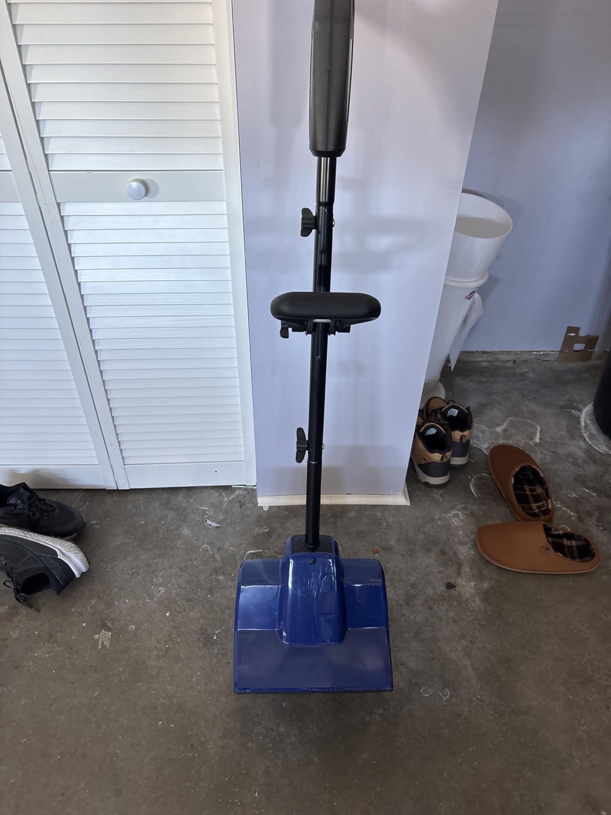 Westinghouse WSnow11S 24V Cordless Snow Shovel 11 Inch Kit, 24V 4Ah Battery, Fast Charger, Electric Snow Shovel with 20ft Throwing Distance, Plows 75lbs/min, Compatible with Snow Joe Batteries customer photo 2