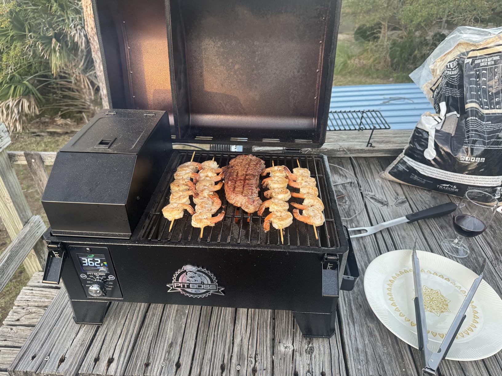 PIT BOSS 150 Wood Pellet Grill & Smoker with Flame Broiler 256-Sq. In. Cooking Space customer photo 2