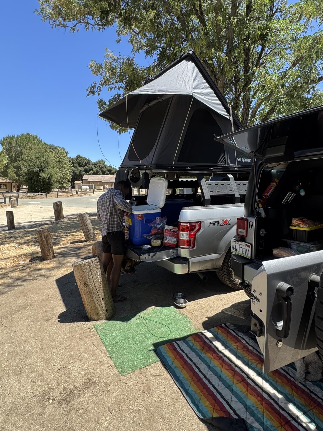 WildFinder Rooftop Tent Hard Shell Roof Top Tent Hardshell Suitable for Jeep SUV Truck Van, 2-3 Person, Gray customer photo 2
