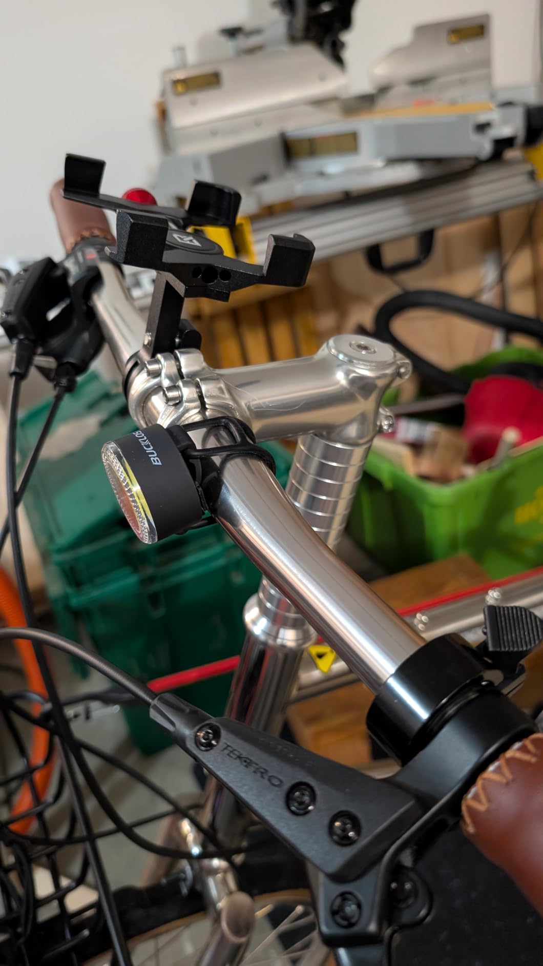 ROCKBROS Bike Phone Holder, Aluminum Bike Phone Mount Holder, Handlebar Mounted Cell Phone Holder for 4.7-7.1 Inch Phones customer photo 1