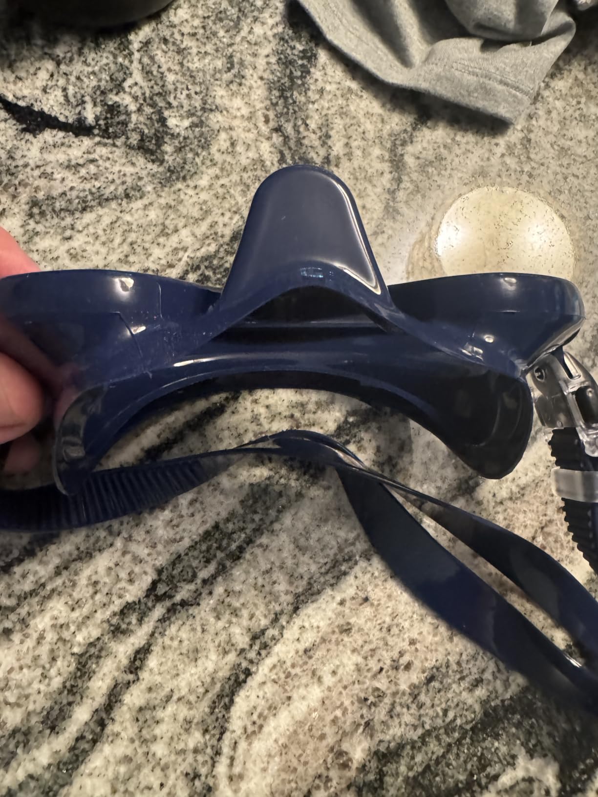 Cressi Adult Frameless Diving Mask - Wide View Mono Lens - Low Internal Volume - Pure Soft Silicone - Musa: Designed in Italy customer photo 2