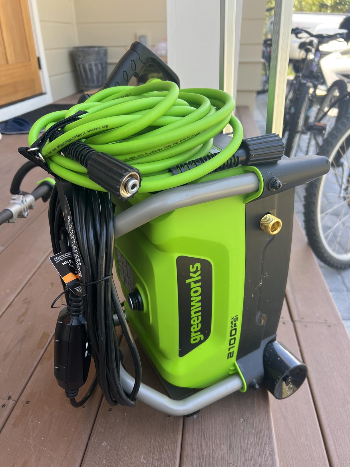 Greenworks 2100 PSI (1.2 GPM) Electric Pressure Washer customer photo 1