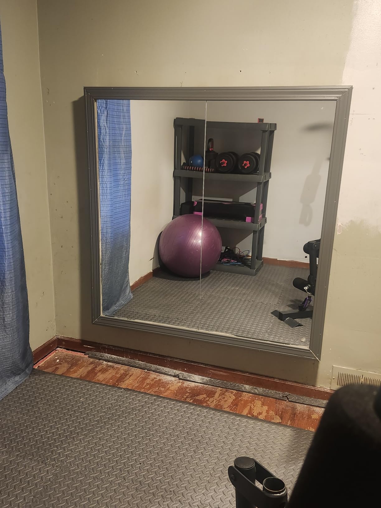 Snowdool Home Gym Mirror, 48''X24''(Each) -3PCS Full Body Mirror for Yoga, Garage, Dance Studio, Anti-Rust, Tempered Glass, Frameless Mirrors, Wall-Mounted Large Workout Mirrors customer photo 2