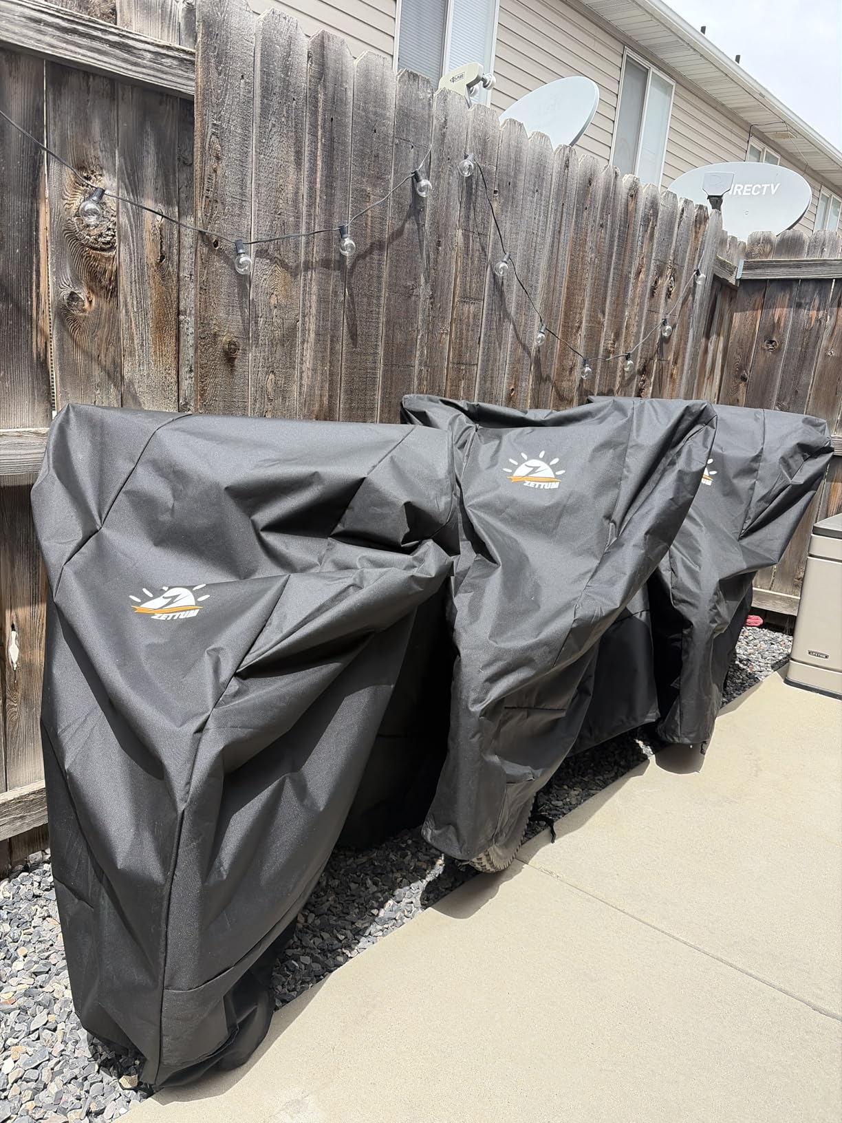 Zettum Bike Cover for 1 Bike - 600D Bike Covers Outdoor Storage Waterproof & Heavy Duty, Bicycle Cover for Single eBike, Mountain Bike, Road Bike, Hybrid Bike, Beach Cruiser Bike, Scooter and More customer photo 1