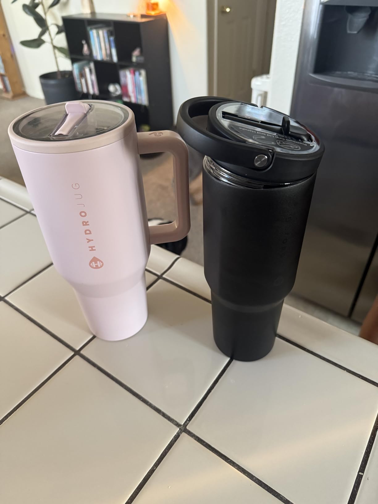 HydroJug Sport - Stainless Steel Tumbler with Straw, Vacuum Insulated, 32oz Leakproof Water Bottle, Ergonomic Design, Reusable, Dishwasher Safe, Rubber Base, Durable for Gym or Outdoors, Cream customer photo 2