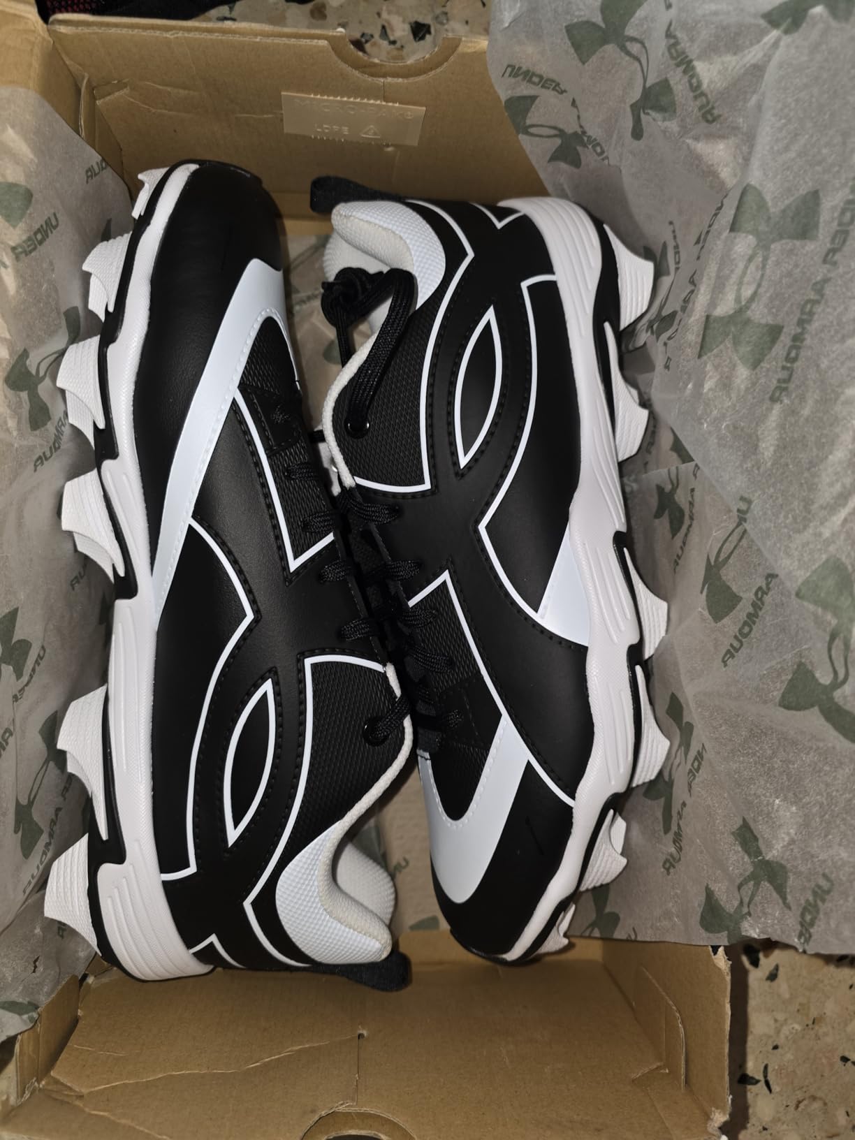 Under Armour Men's Leadoff Icon Low RM Football Cleats customer photo 2