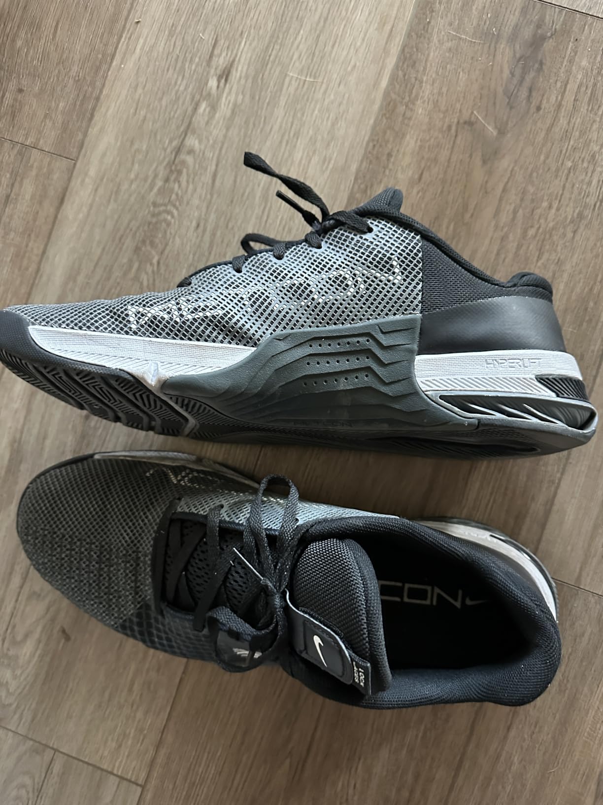 Nike Men's Metcon 8 Sneakers customer photo 2