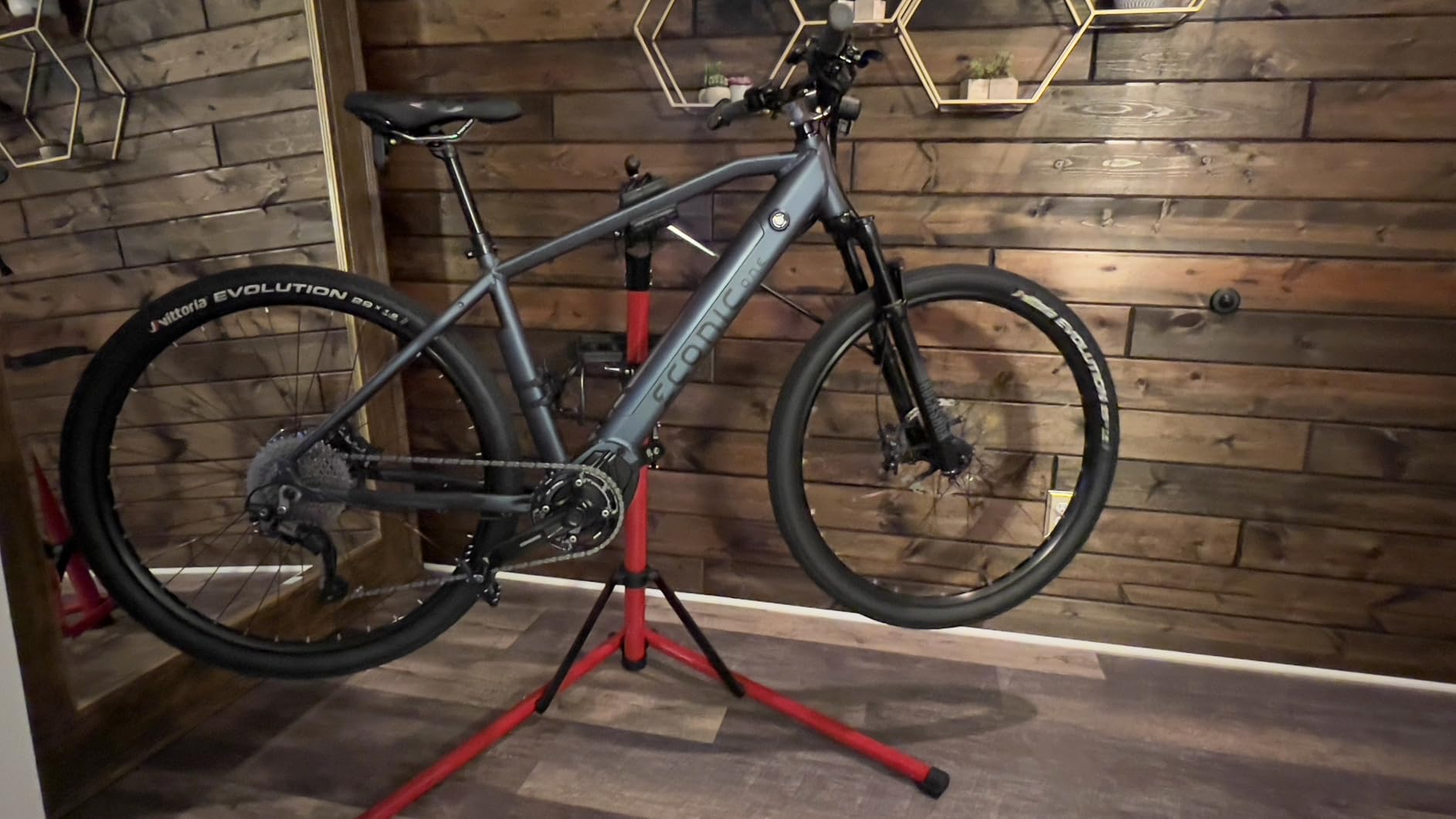 Gioventu 110 LBS E Bike Repair Stand, Heavy Duty Bicycle Maintenance Stand with High-Strength Steel, Bike Mechanic Workstand for E-bikes, Mountain Bikes and Road Bikes - Red customer photo 1