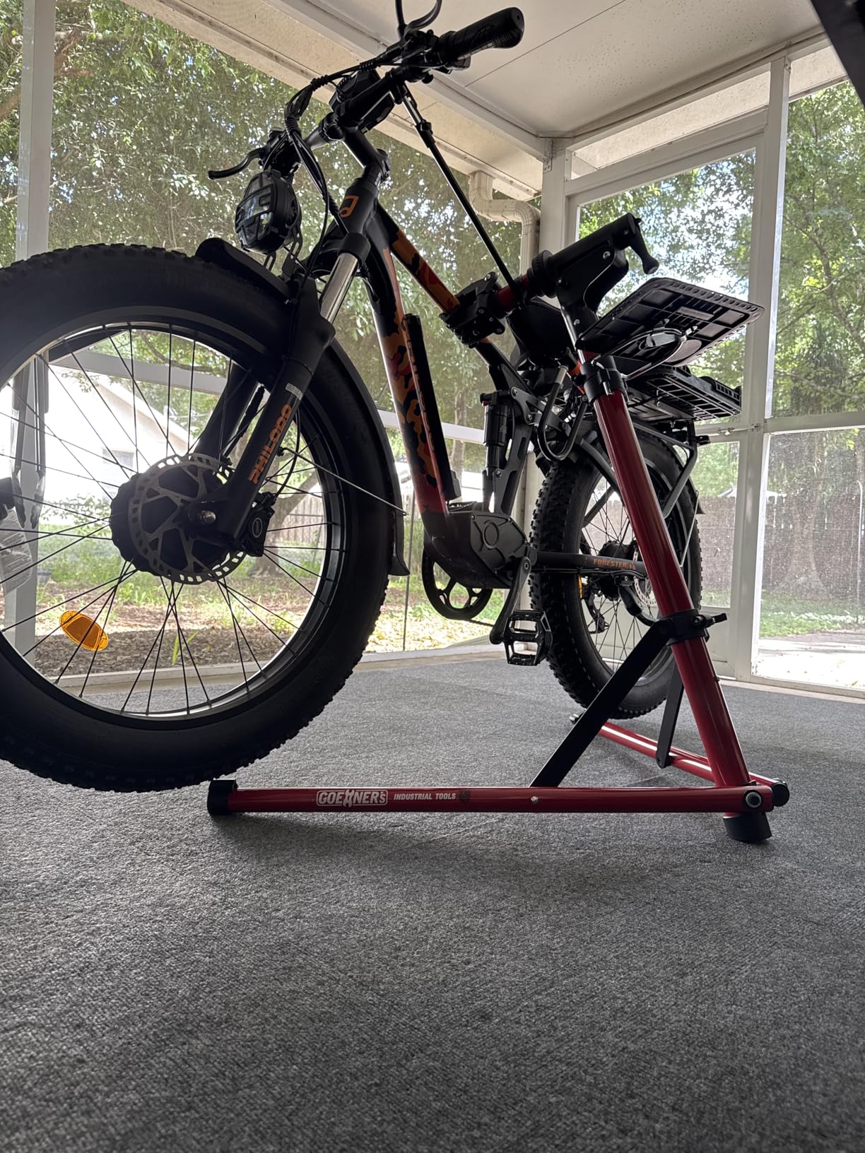 Gioventu 110 LBS E Bike Repair Stand, Heavy Duty Bicycle Maintenance Stand with High-Strength Steel, Bike Mechanic Workstand for E-bikes, Mountain Bikes and Road Bikes - Red customer photo 2
