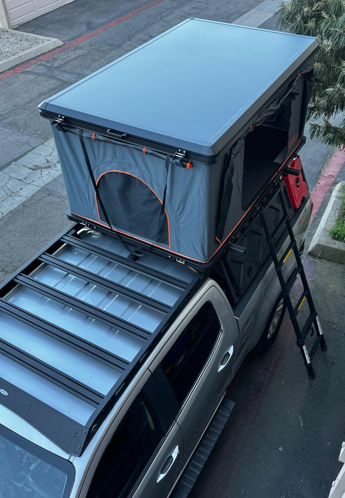 Alumnimun Rooftop Tent Hard Shell with Winter Insulation, Pop Up 2 Person Roof Top Hardshell for Camping Truck Van Suitable for Jeep SUV Car customer photo 2