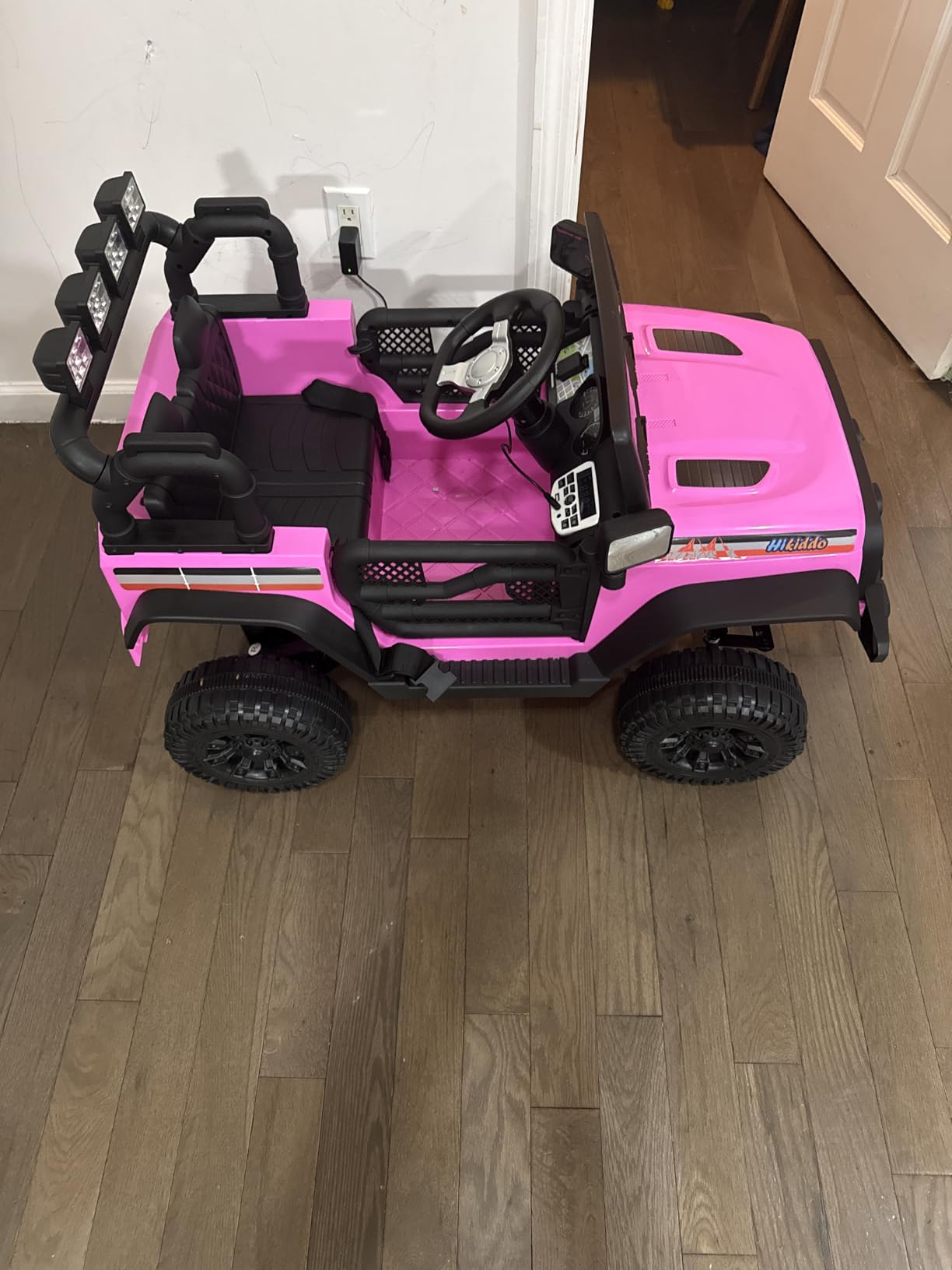Hikiddo 24V Kids Ride on Car, Kids Electric Vehicles Car Ride on Toy Truck for Toddlers 3-5 w/Remote Control, 400W Motor customer photo 1