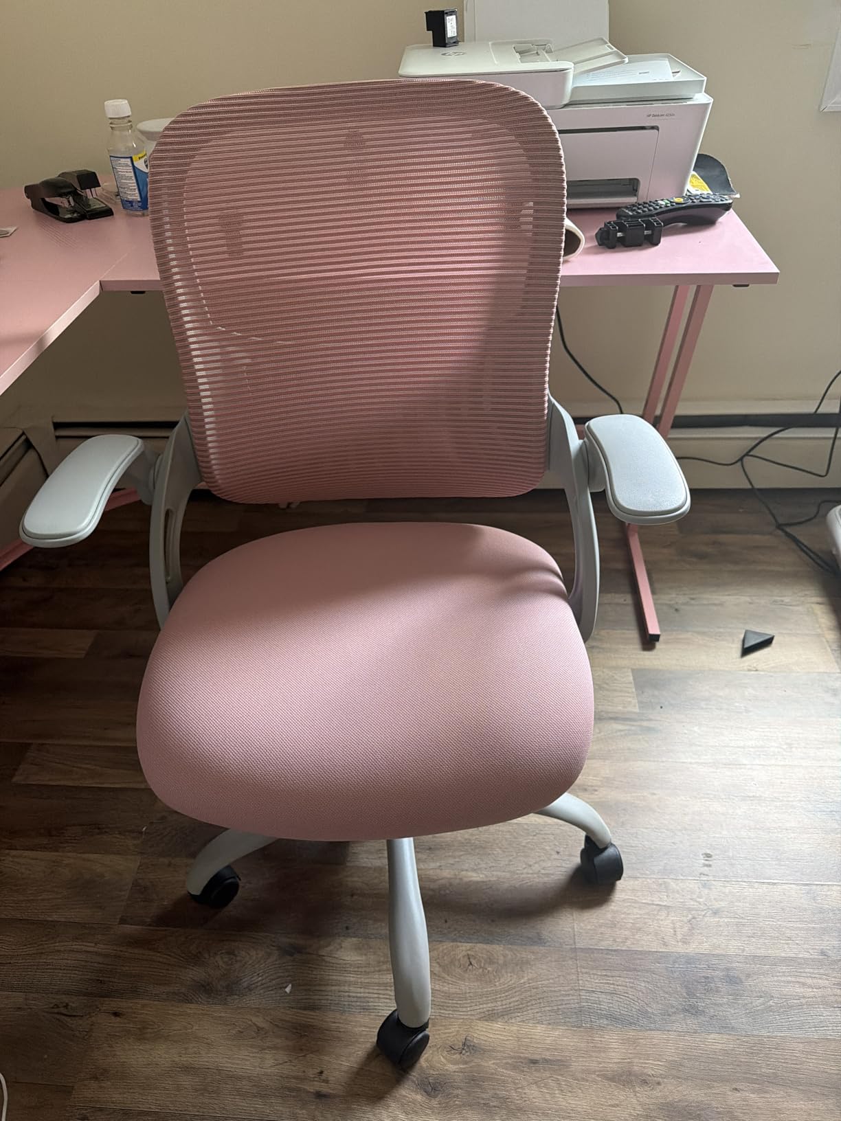 Sweetcrispy Home Office Computer Desk Chair, Ergonomic Mid-Back Mesh Rolling Work Swivel Task Chairs with Wheels, Comfortable Lumbar Support, Comfy Flip-up Arms for Bedroom, Study, Student, Pink customer photo 2