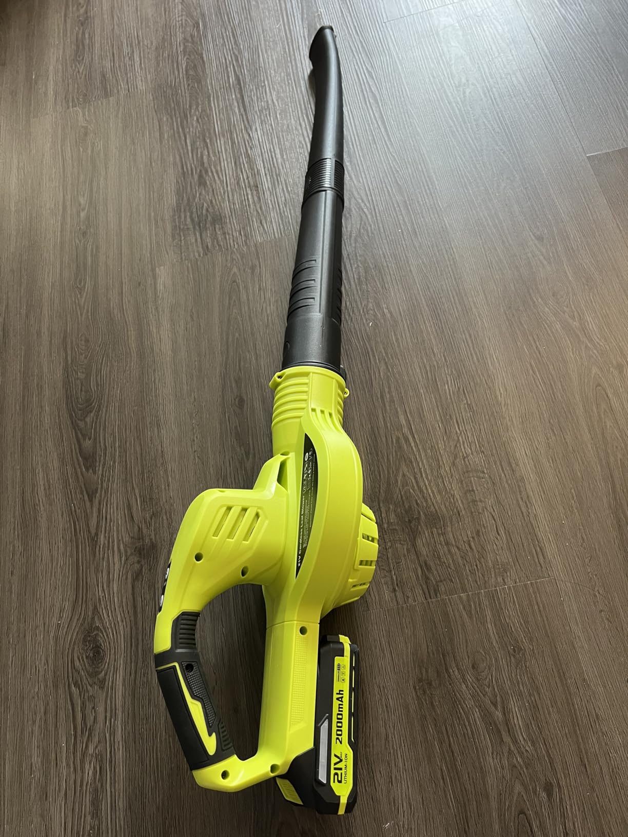 Leaf Blower Cordless - 21V Powerful Electric Leaf Blower with 2 Batteries and Charger, 2 Speed Modes, 2.0Ah Lightweight Battery Powered Leaf Blowers for Lawn Care, Patio, Dust, Blowing Leaves customer photo 1