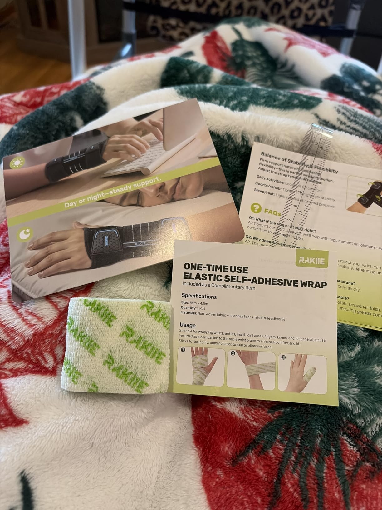 Rakiie Carpal Tunnel Wrist Brace, Ergonomic Night Support Brace with 3 Metal Splints for Arthritis & Tendonitis Relief, Breathable Hand Splint Stabilizer for Men Women (Right Hand, Gray, Medium) customer photo 2
