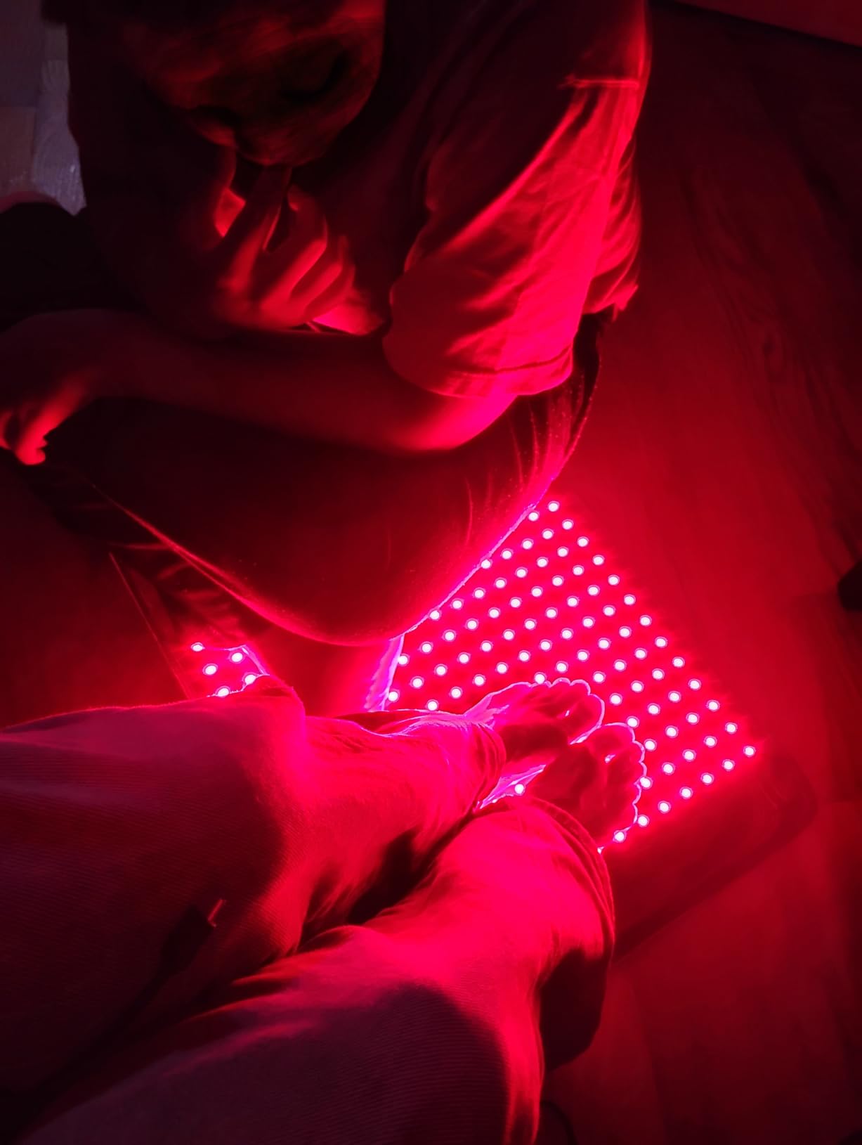 Comfytemp 41.5'' x 26'' Red Light Therapy Mat for Body, Flexible Near Infrared Light Therapy Pad, 660nm & 850nm Light Blanket for Back Belly Knee Joints Muscle customer photo 1