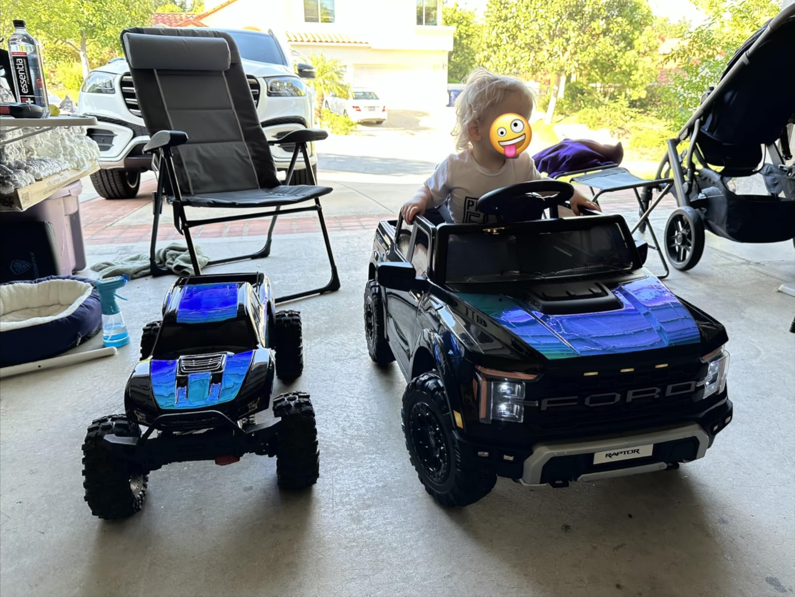 First Ride On 12V Licensed Ford F-150 Raptor Kids Ride on Toy, Ride on Truck with Parent Remote Control, Electric Car for Kids with Truck Bed Storage, 3 Point Safety Belt, LED Lights customer photo 2
