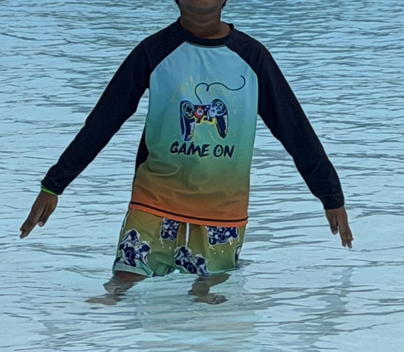 Boys Rash Guard Swim Set with Swim Trunks Bathing Suit Long Sleeve Swim Shirt Quick Dry Swimsuit Kids Swimwear Size 7-16 customer photo 1