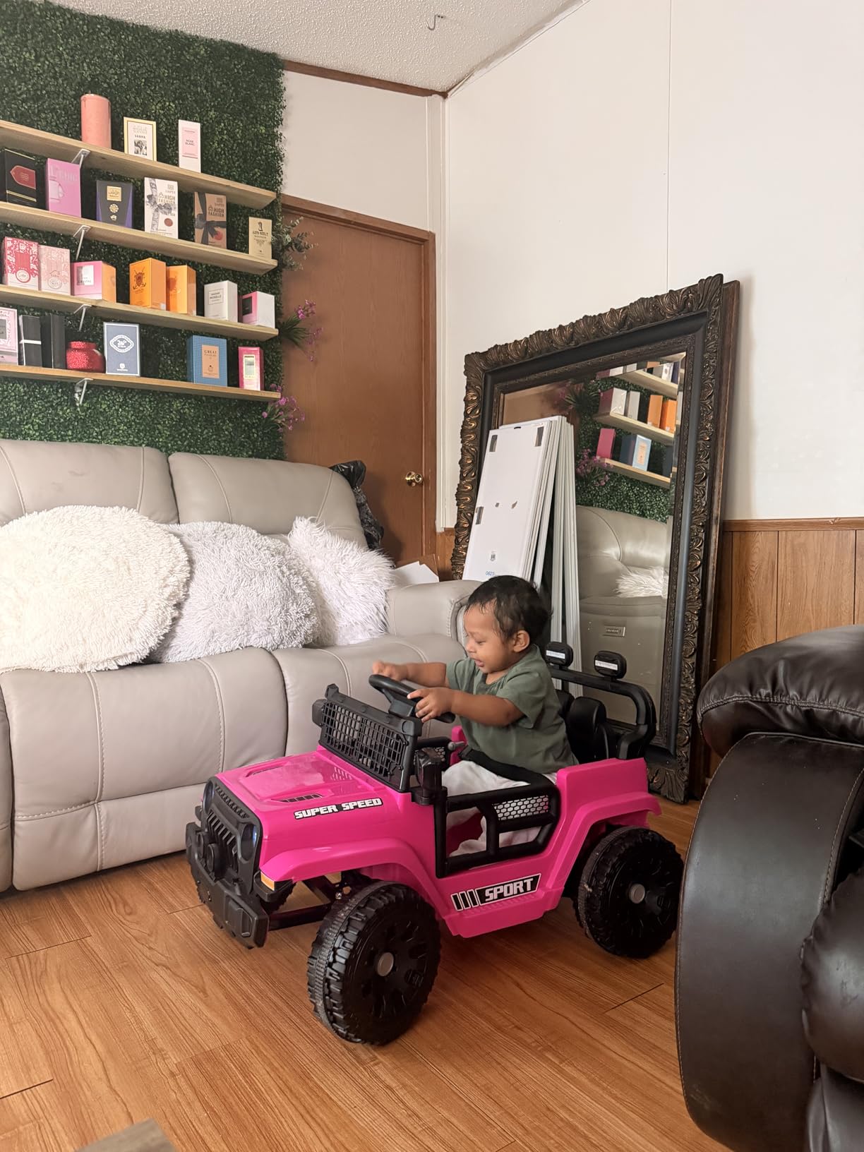 12V Ride on Car with Parent Remote Control, Toddler Electric Car with Spring Suspension, LED Lights & Music Player - Safe Battery Toy for Kids, Christmas & Birthday Gift, Black customer photo 1