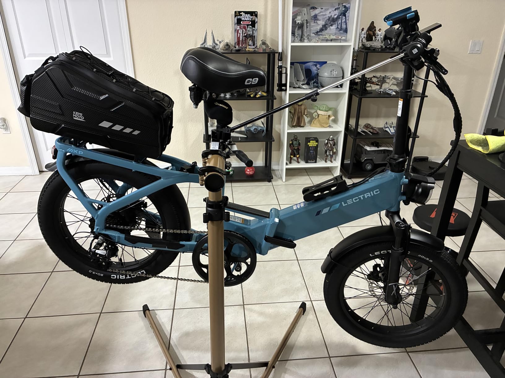 VEVOR Bike Repair Stand, Max. 110 lb Heavy-duty Bicycle Work Stand with 40.3-59.4 in Adjustable Height & Large Tool Tray, Foldable Ebike Maintenance Rack, Shop Home Mechanics for Mountain Road Bike customer photo 1