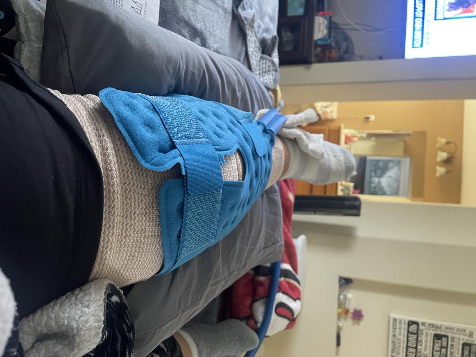 Ice Machine for Shoulder After Surgery, Portable Cold Therapy Machine for Shoulder, Ice Therapy for Recovery, Ideal for Sport Injuries, Pains Relief, Strain & Stiffness, Sprain Swelling customer photo 2
