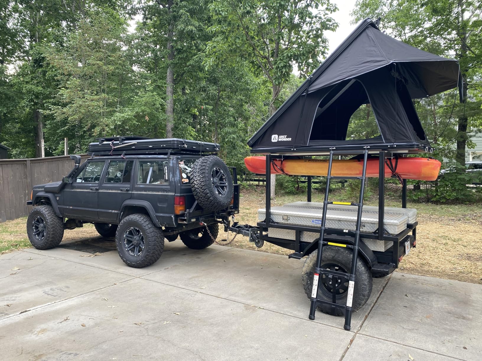 Rooftop Tent Hard Shell with Winter Thermal Layer,Solar Panel Roof top Tent Hardshell Suitable for Jeep SUV Truck Van,Camping Car 2 Person customer photo 1