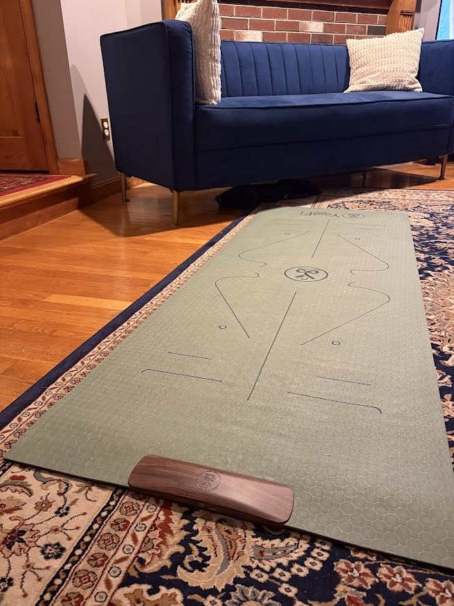 Smart Mat Gen3 - Dark Grey | AI Powered Yoga Mats For Home Workout | Lightweight Yoga Mats of 6mm | Real Time Tracking Exercise Mats For Men & Women customer photo 2