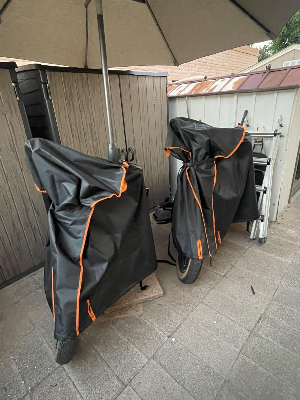 Bike Cover for 1/2/3 Bike - 900D Heavy Duty Waterproof Bicycle Cover & Outdoor Bike Storage Protection against Snow, Rain | Bike Cover for eBike, Mountain, Road, Hybrid, Scooter, Beach Cruiser Bike customer photo 2