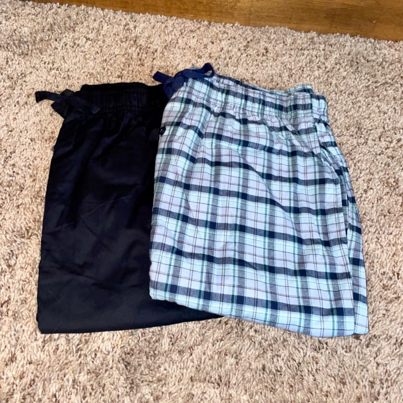 Amazon Essentials Men's Lounge Sleepwear Pajama Bottom Shorts, Cotton Stretch Poplin customer photo 2