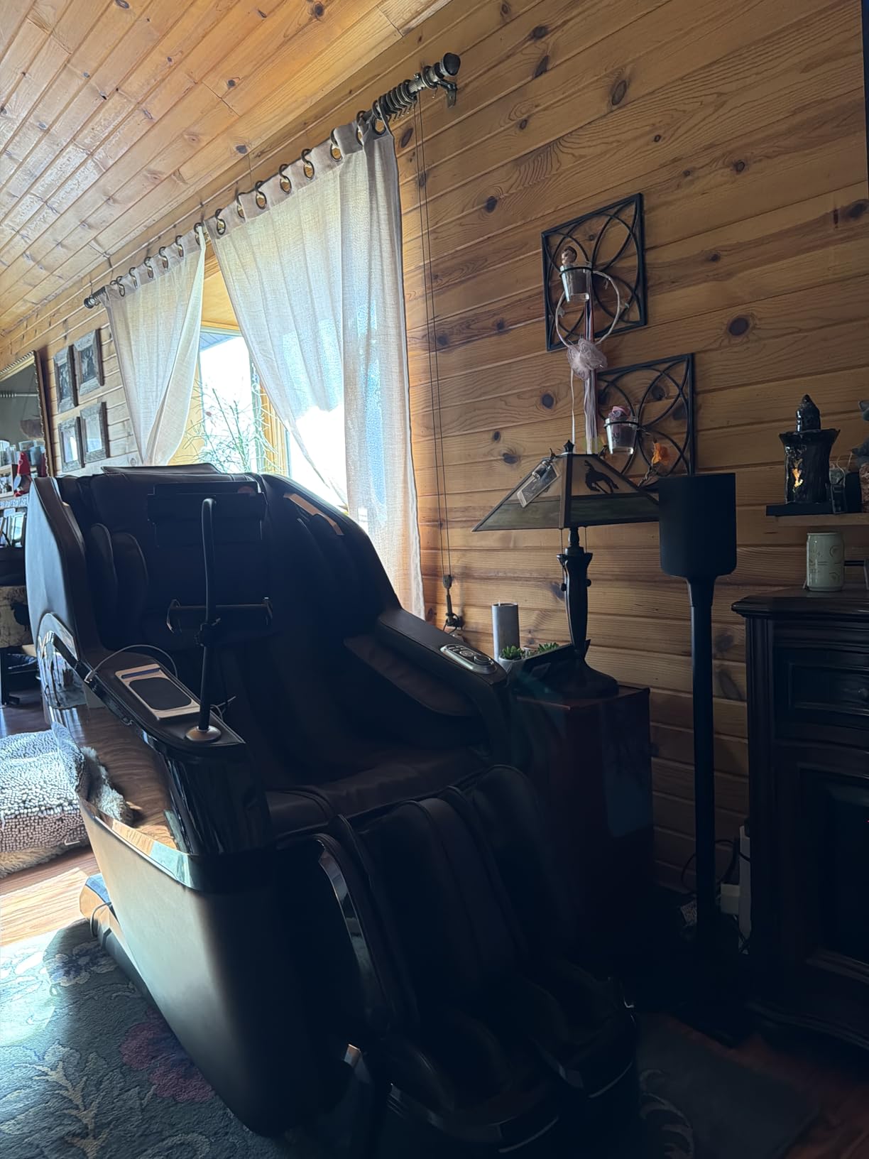 4D Massage Chair Full Body, Unique 2026 Space Walk & Ankle Stretch, Zero Gravity SL-Track Shiatsu Massage Chair Recliner with Electric Calfrest Extension & Foot Rollers, AI Voice, S002 White customer photo 1