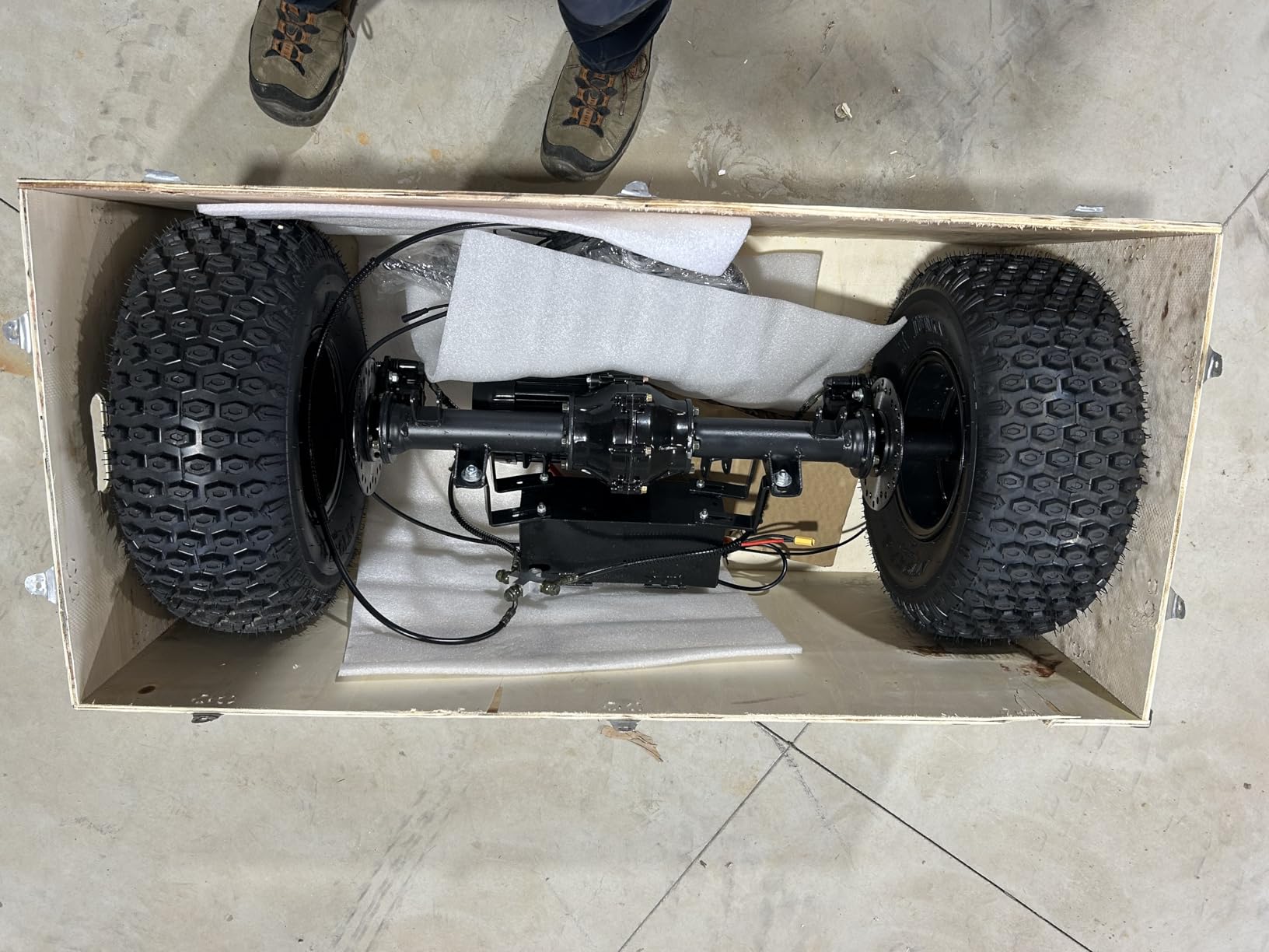 48V 20Ah Electric Off-Road Go Kart for Adults & Teens, Peak 4000W, Up to 31 MPH, 30-Mile Range, Shaft Drive Differential, Dual Hydraulic Brake, AT19x7-8 Tires (Red) customer photo 1