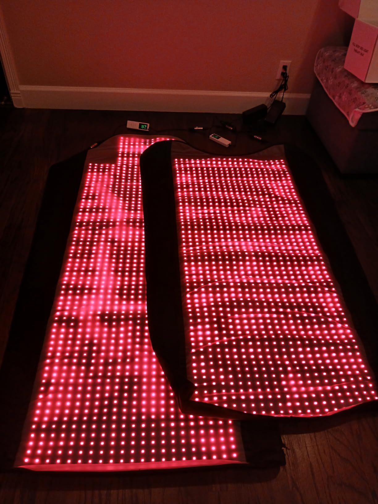 INTEO Dual Red Light Therapy Mat Full Body, 74'' x 34'' Whole Infrared Light Therapy 3 Modes Intensity Red Light with 9 Timing Function, 660nm 850nm Home Red Light Blanket for Body Skin Muscle Joint customer photo 2