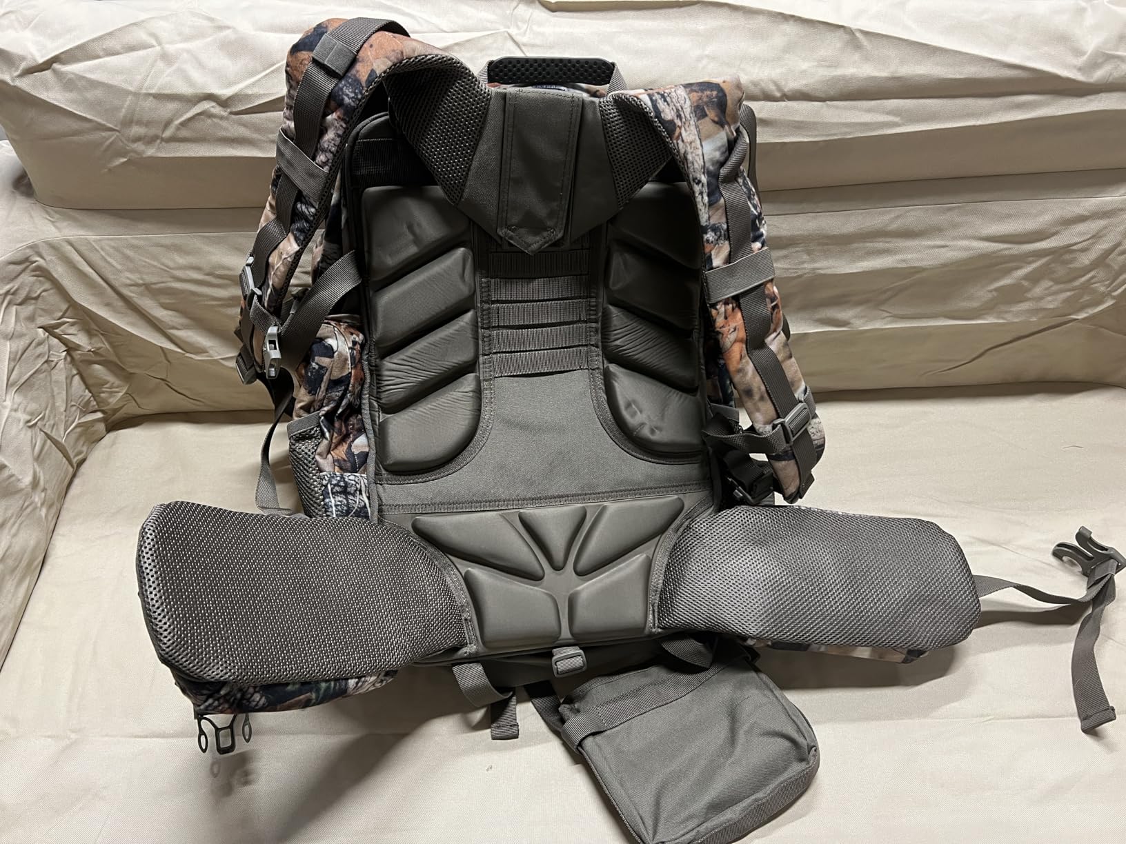 BLISSWILL Upgraded Hunting Backpack, With Padded Weapon Compartment for Bow Rifle, For Deer and Elk Hunting, Hunting bag with Rain Cover (Forest Floor) customer photo 1