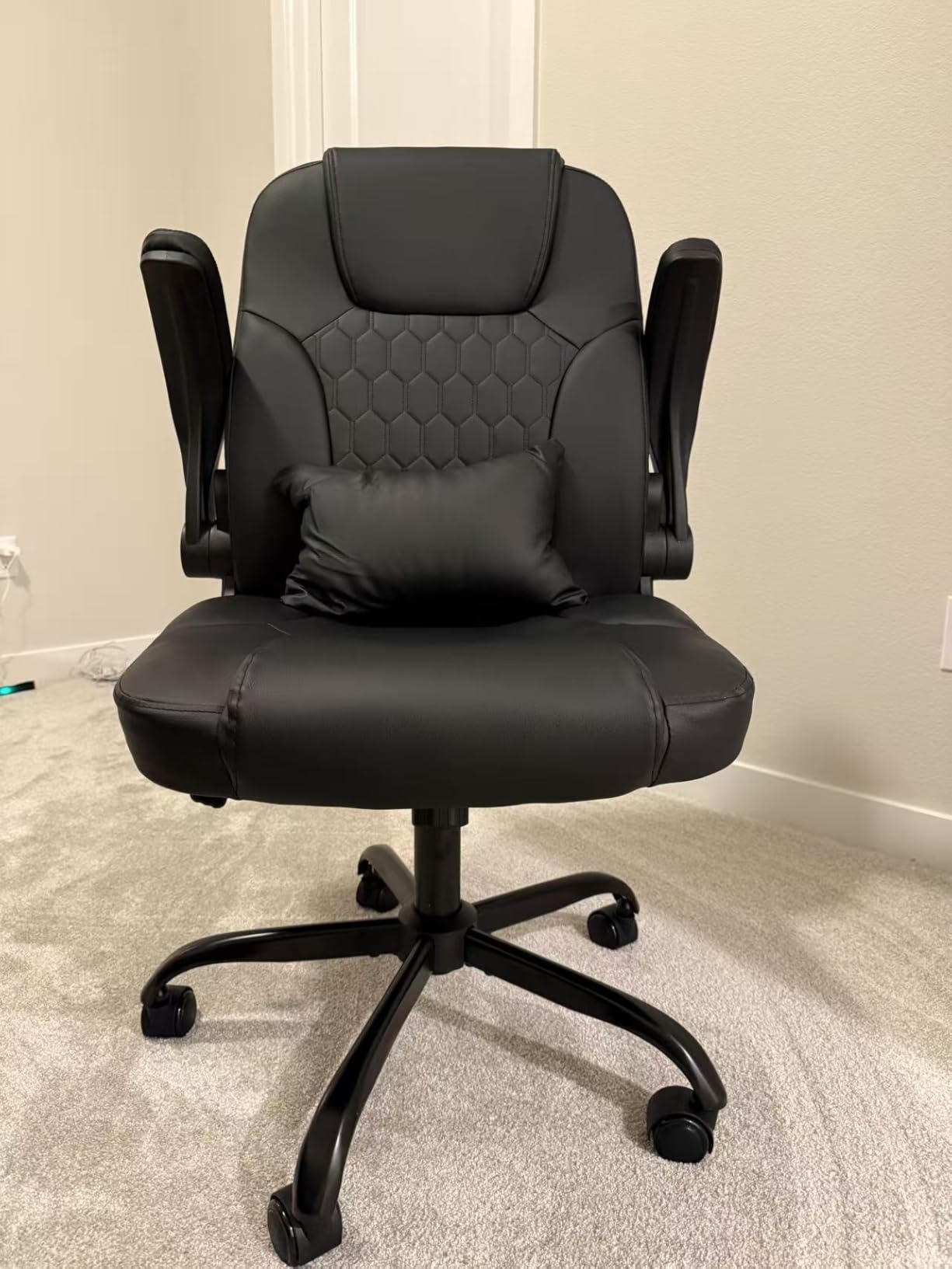 Executive Office Chair PU, Leather Office Chair with Wheels, 360 Degree Swivel Rolling Chair with Padded Arms, Ergonomic Computer Chair with Lumbar Support for Short People Use (Brown) customer photo 1