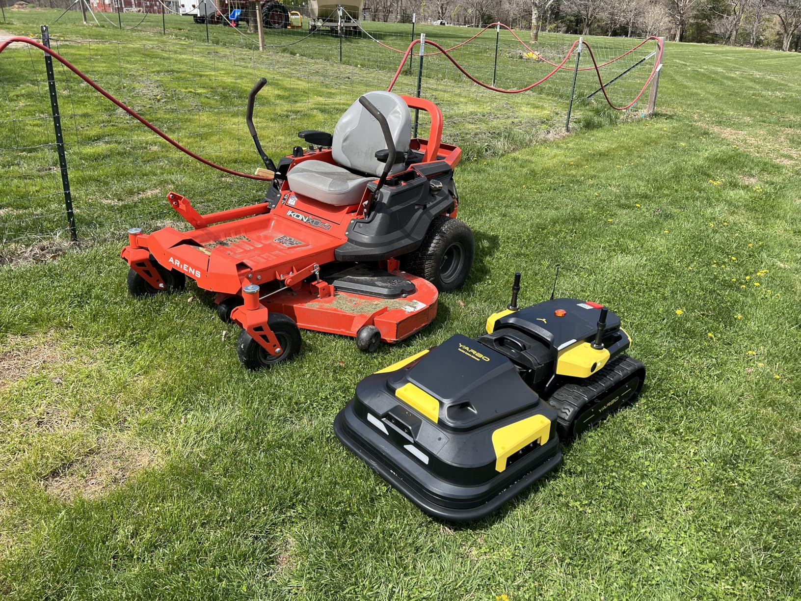 YARBO Robot Lawn Mower for Large Yard up to 6 Acres, Perimeter Wire Free, Modular Design, 1.2-4.0 in Cutting Height, 70% Slopes, Auto Recharging, AI Vision & RTK for Navigation customer photo 1