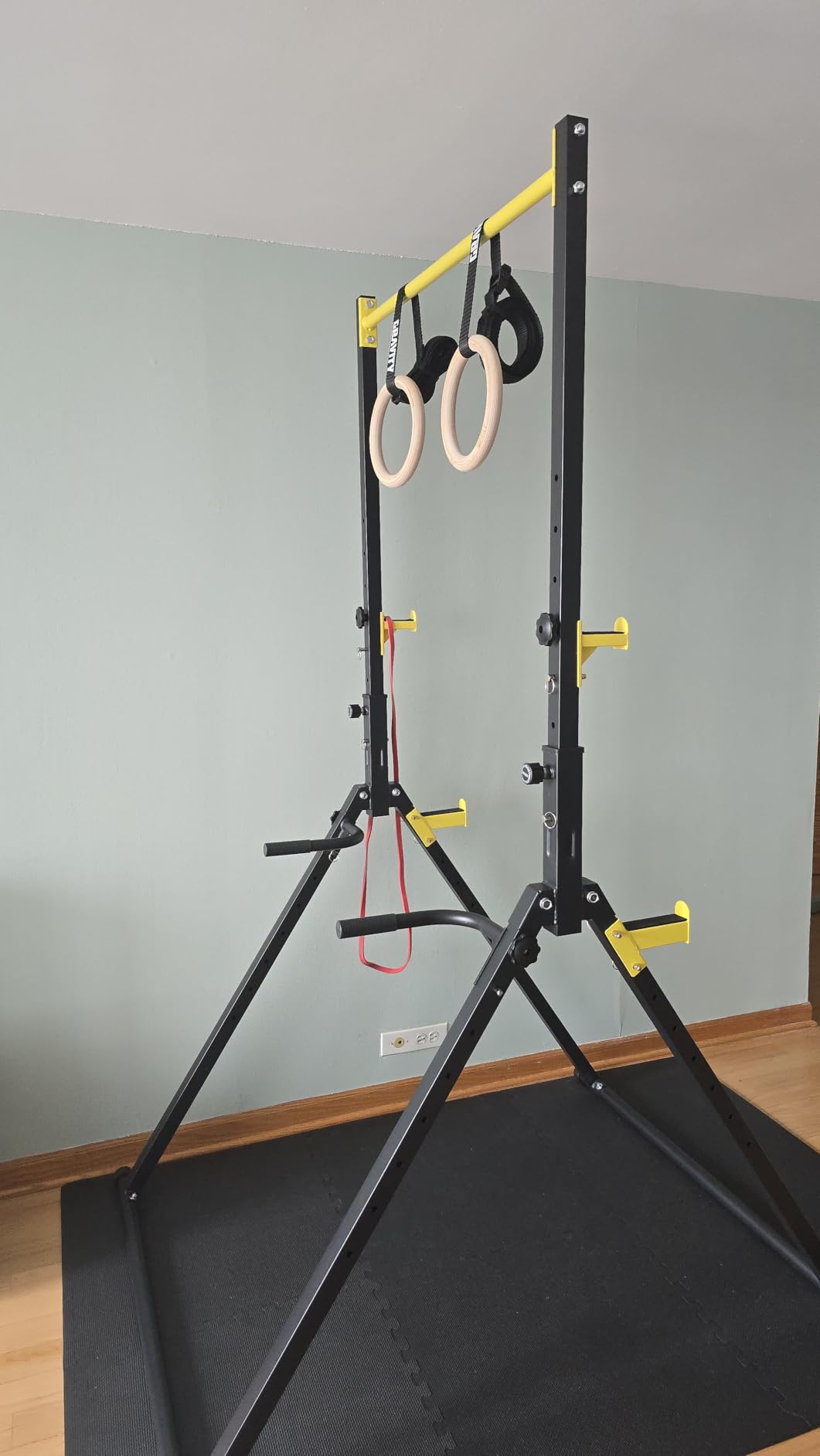 soges Foldable Power Tower, Pull Up Dip Station for Home Gym, 500 LBS Capacity Power Tower with Triangular Design, Adjustable Height Pull Up Bar for Full Body Workout customer photo 1