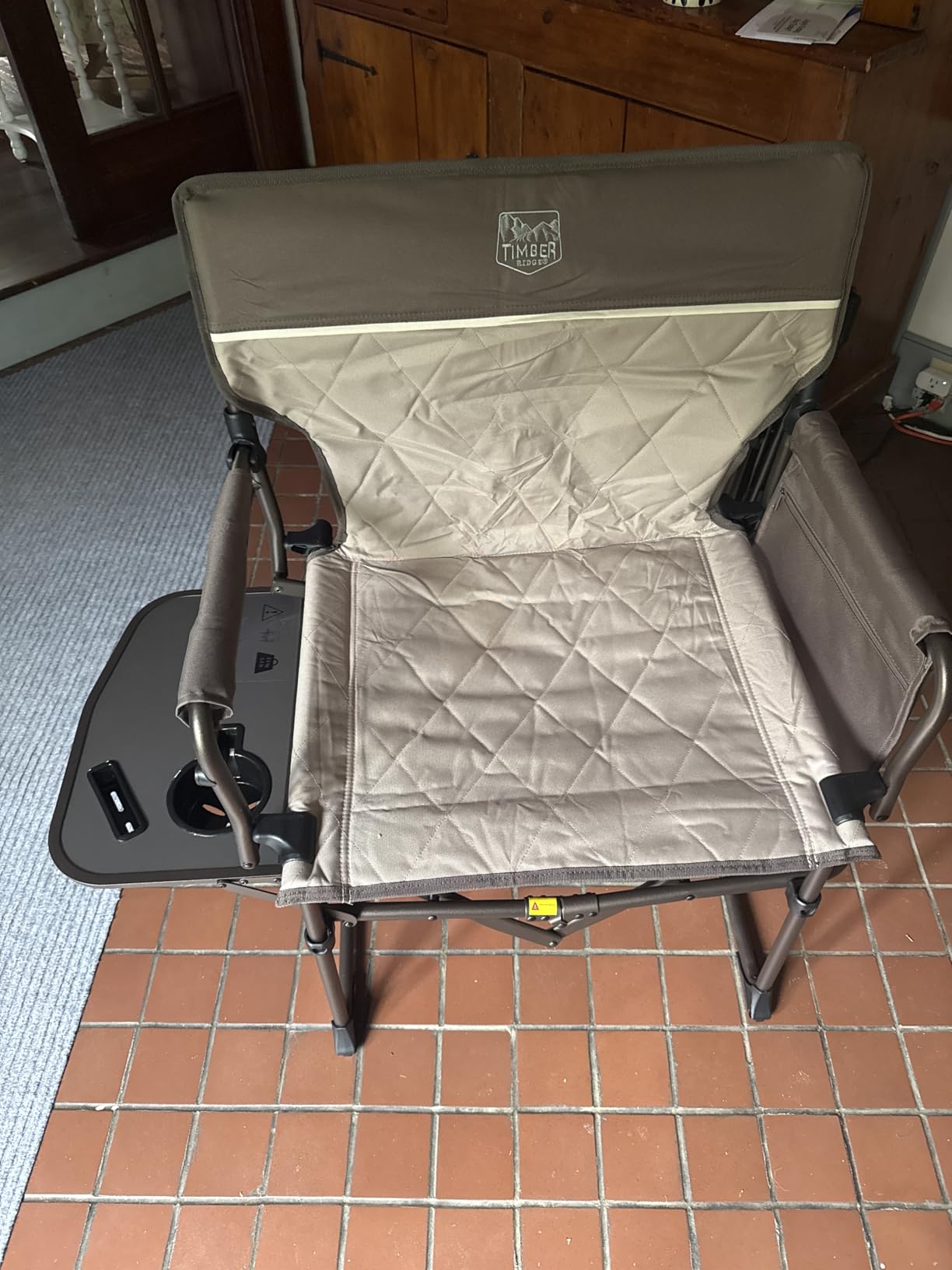 TIMBER RIDGE Heavy Duty Camping Chair with Compact Size, Portable Directors Chair with Side Table and Pocket for Camping, Lawn, Sports and Fishing, Supports Up to 400lbs, Black customer photo 1