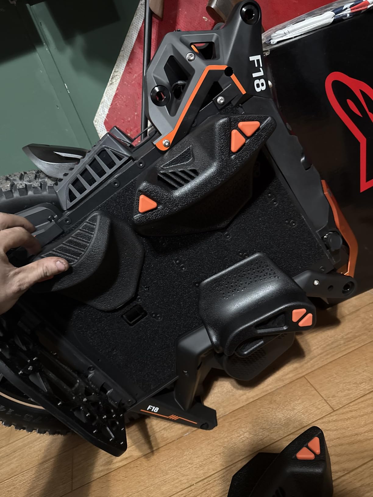 King Song F18 Electric Unicycle for Adults, 100mm Suspension EUC, 5000W Motor, Long Range All-Terrain Wheel for Off-Road and City Riding (UL2272) customer photo 2