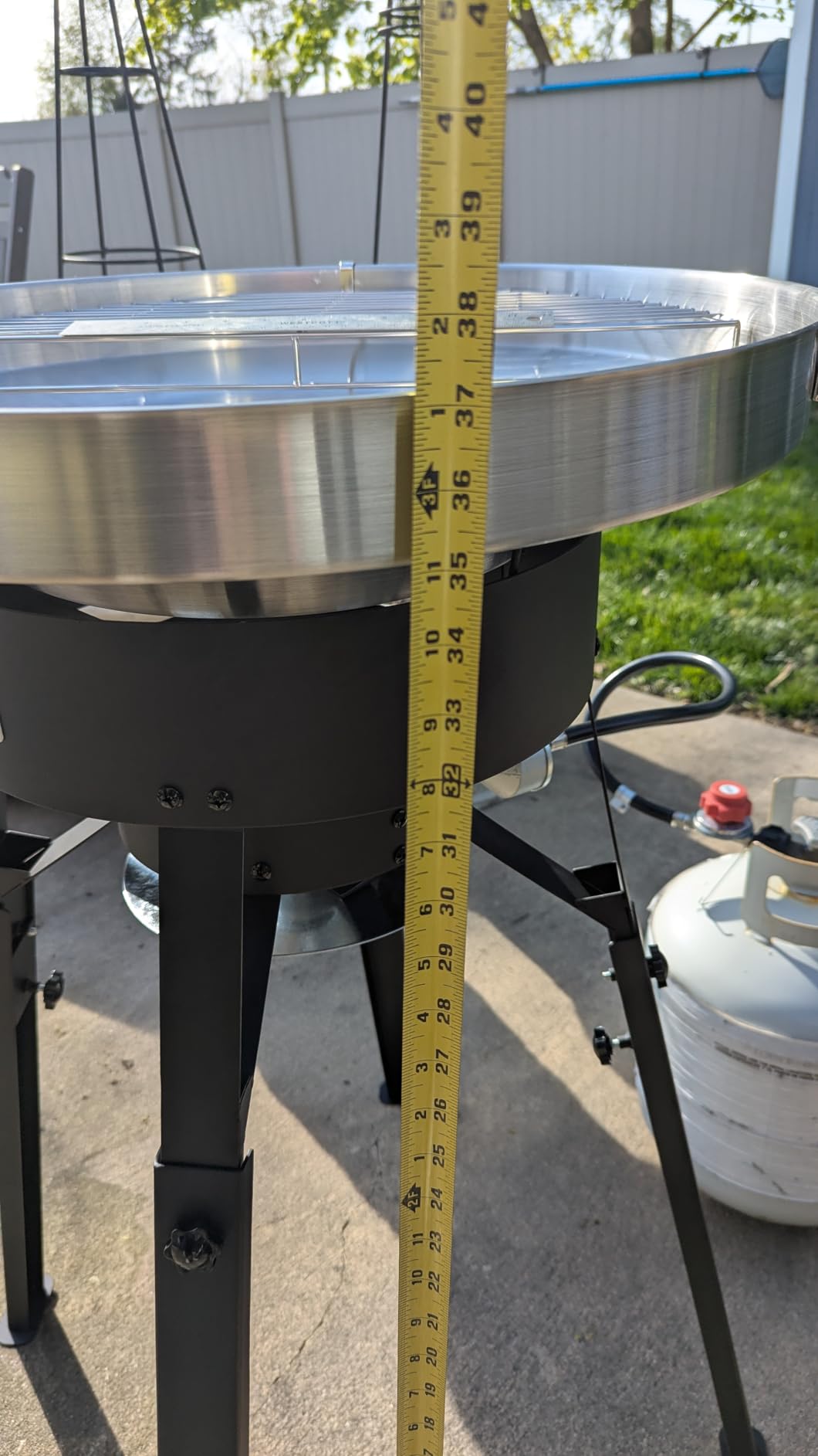 Feasto 2 Burner Propane Gas Grill with 26,500 BTUs Output, Porcelain-Enamel Main Body and Lid, Propane BBQ Grill with Warming Rack & Side Tables for Patio, Backyard, Poolside Gatherings customer photo 2