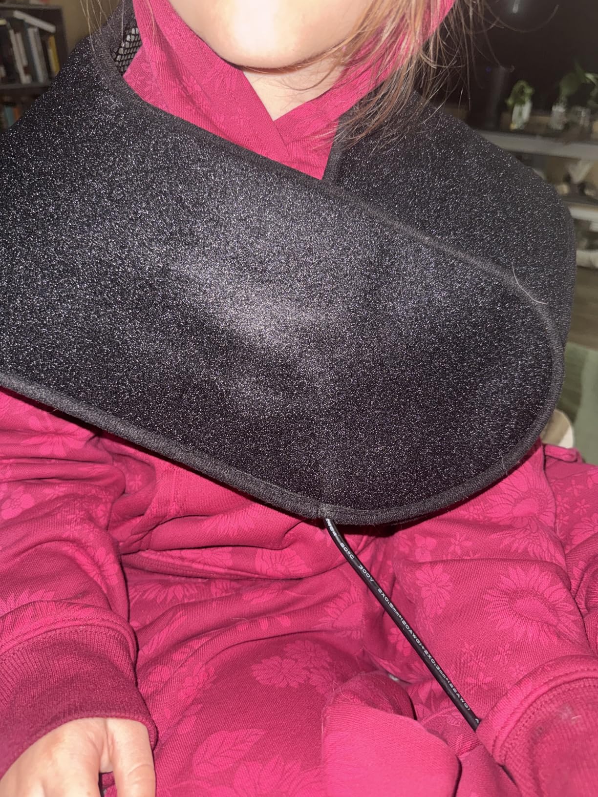 UTK Far Infrared Heating Pads for Neck and Shoulders and Back, Hot Enough, Neck and Shoulder Heating Pad with 84 Natural Jade, 24 Timers & Auto Shut Off, Gift for Women (23 * 18'') customer photo 1