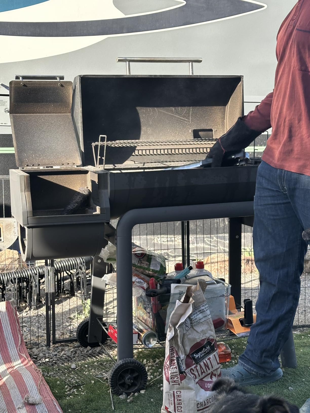 Feasto 30-Inch Heavy-Duty Charcoal Grill with Digital Temperature Control & 2 Meat Probes, Outdoor BBQ Grill with Offset Smoker, 832 Sq. In. Cooking Space for Backyard BBQ, Black & Grey customer photo 1