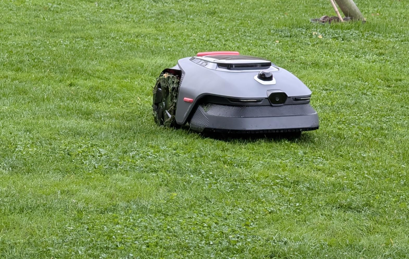 MOVA LiDAX Ultra 3000 AWD Robot Lawn Mower Wire Free RTK Free for up to 0.75 Acre, Dual Maps, 360 3D LiDAR & AI Dual Vision Mapping, Robotic Mower with 4G, for 80% Slopes customer photo 2