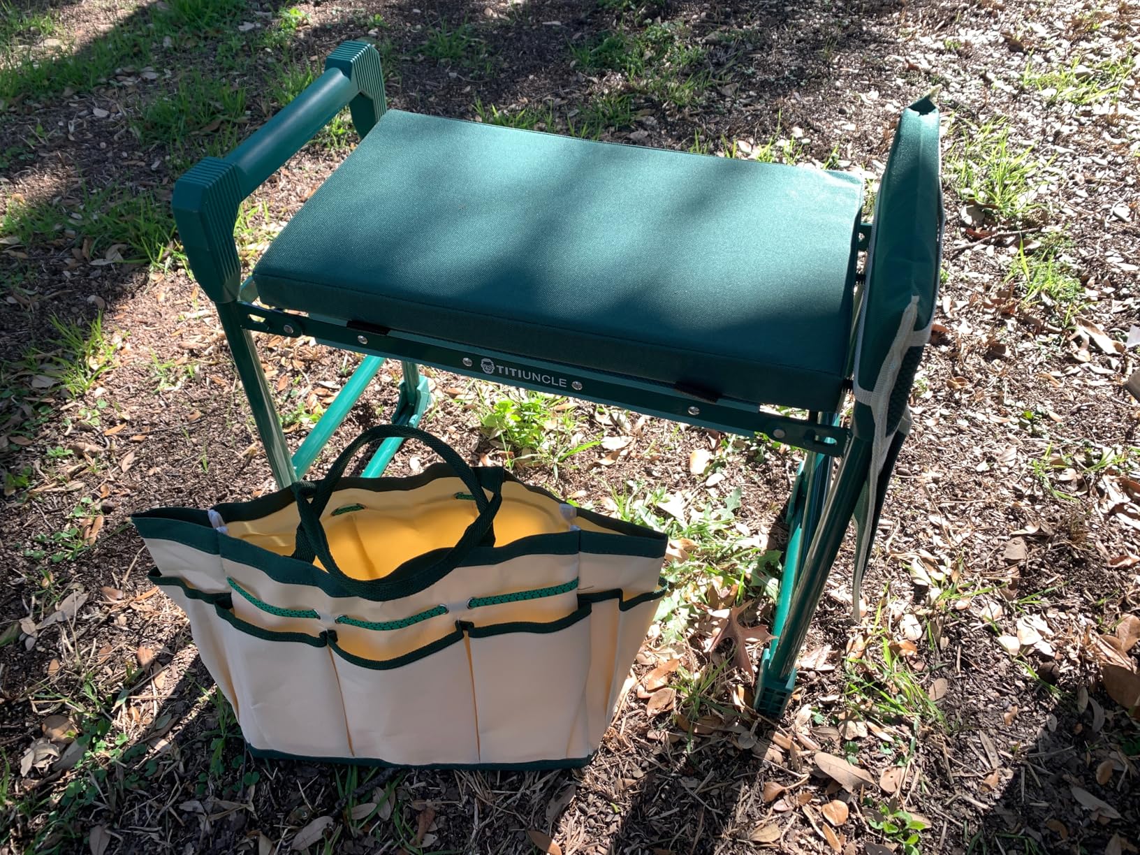 Garden Kneeler and Seat for Seniors: Heavy Duty 420 LBS Support Anti-Tip Multifunctional Gardening Stool Bench with Widened Thick Soft Kneeling Pad & Tool Bag - Foldable for Gardeners customer photo 2