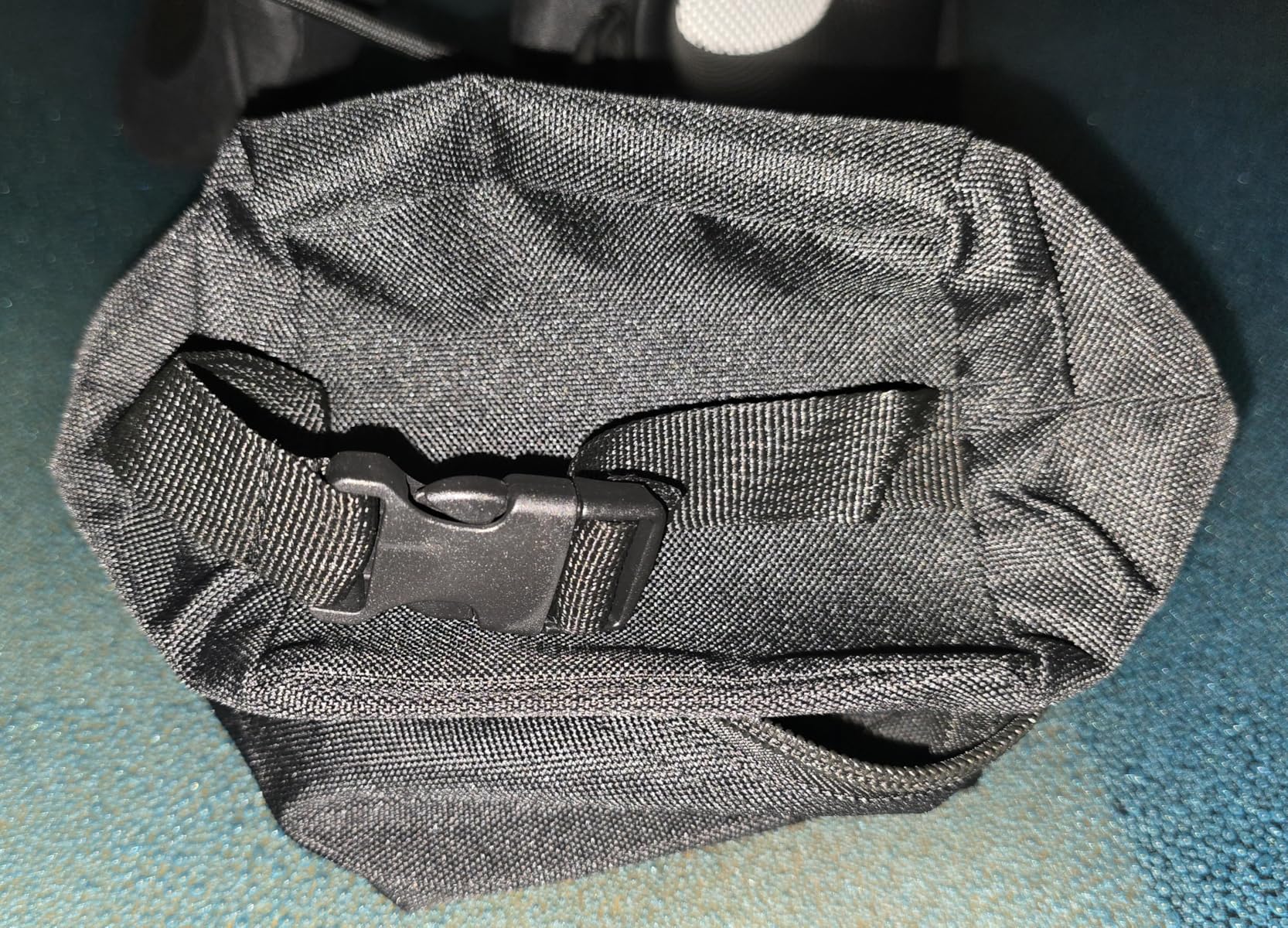 Cabeau Evolution X Deluxe - Best Travel Neck Pillow with Travel Bag (Diamond Black/White) customer photo 1