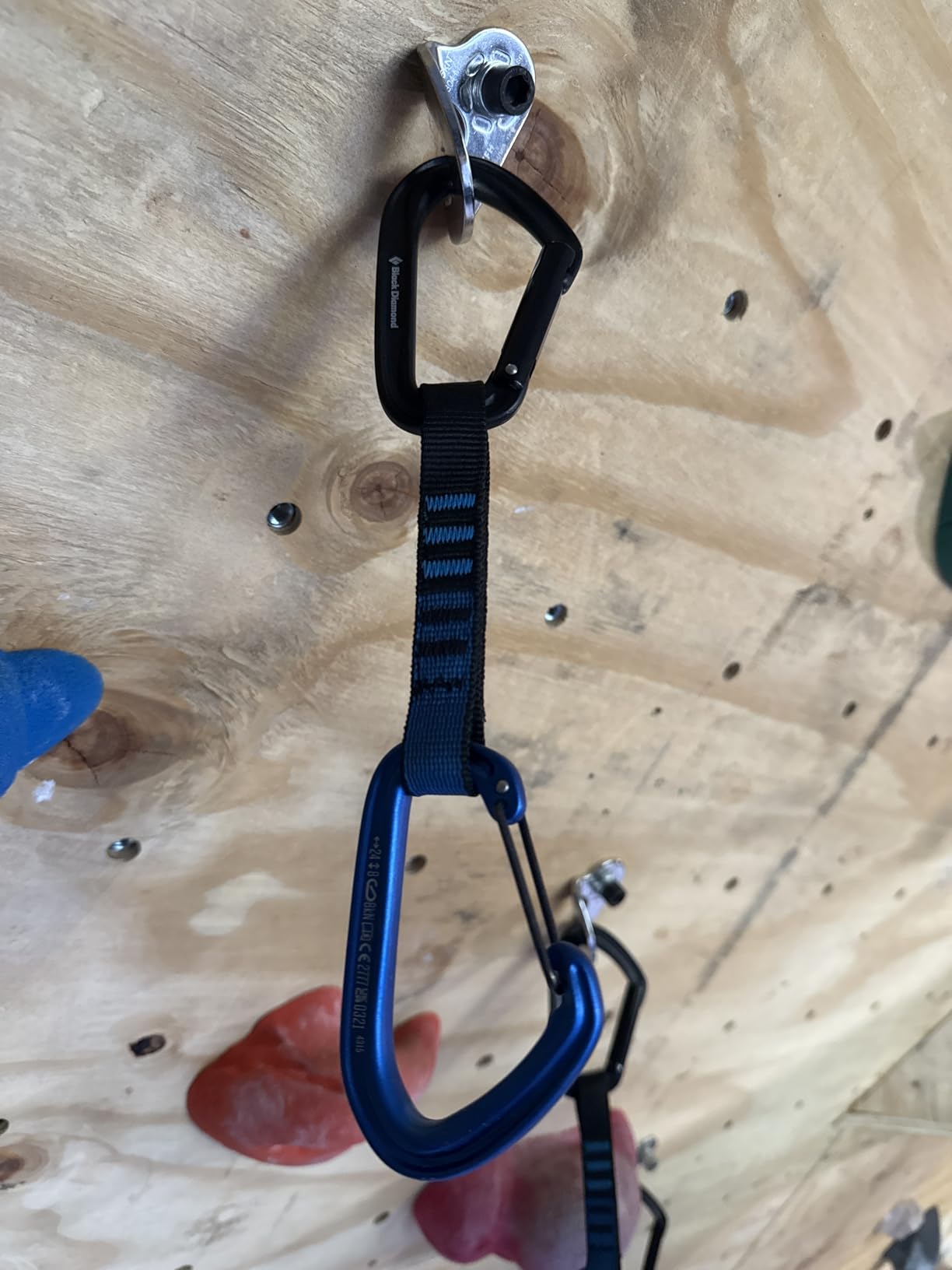 BLACK DIAMOND HotForge Hybrid Quickdraw | Keylock Top & Wiregate Bottom | Durable Dogbone | Sport & Trad Rock Climbing Draw customer photo 1