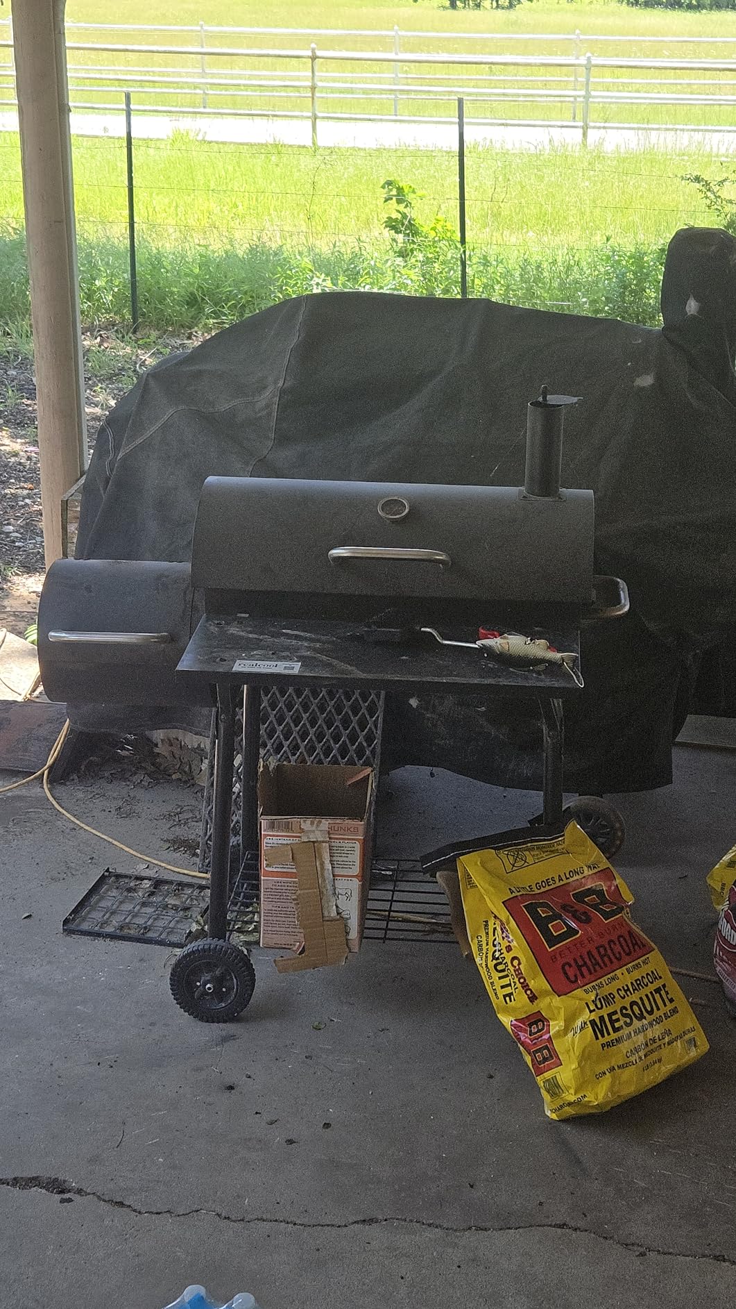 Realcook Charcoal Grill with Offset Smoker, Spacious Barrel Charcoal Grills with 800 Sq. In. Cooking Space customer photo 1
