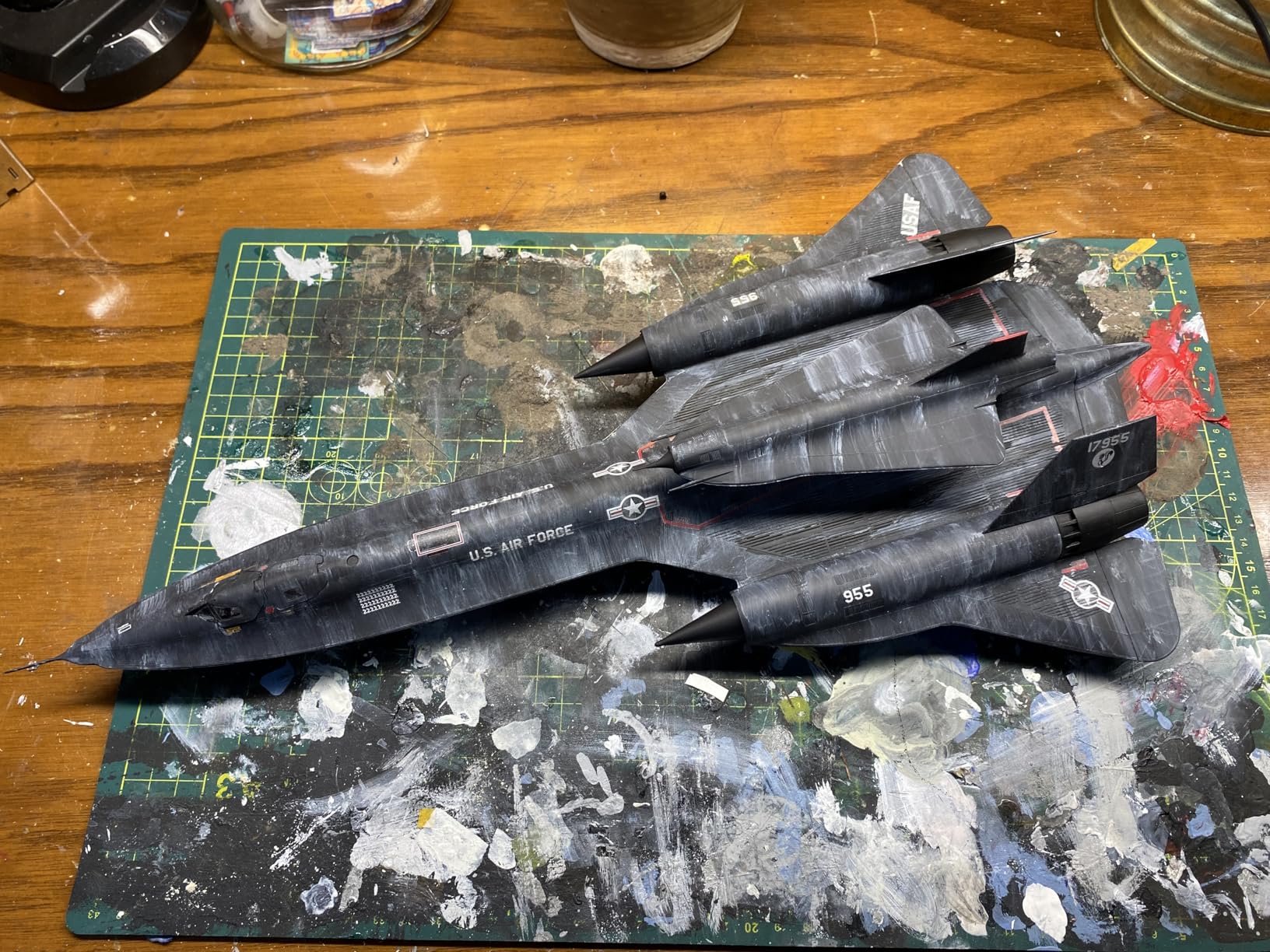 Revell 85-5810 SR-71 Blackbird 1:72 Scale 66-Piece Skill Level 4 Model Airplane Building Kit customer photo 2