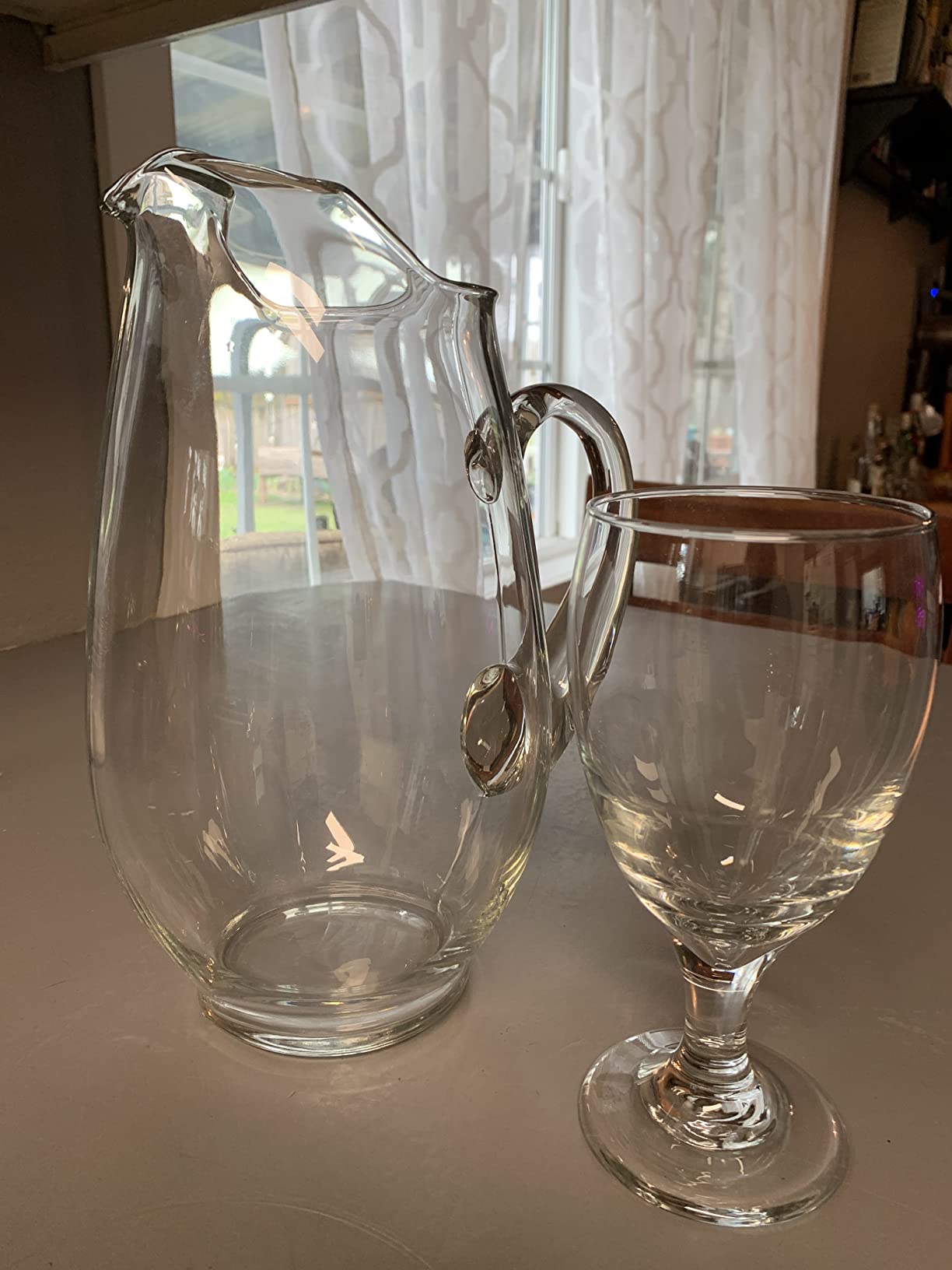 Libbey Carolina Entertaining Set with 6 Glass Goblets 16.25 oz and 90 oz Large Glass Pitcher, Clear Elegant Water Goblets, Modern Lemonade Jar Drinkware Set customer photo 2
