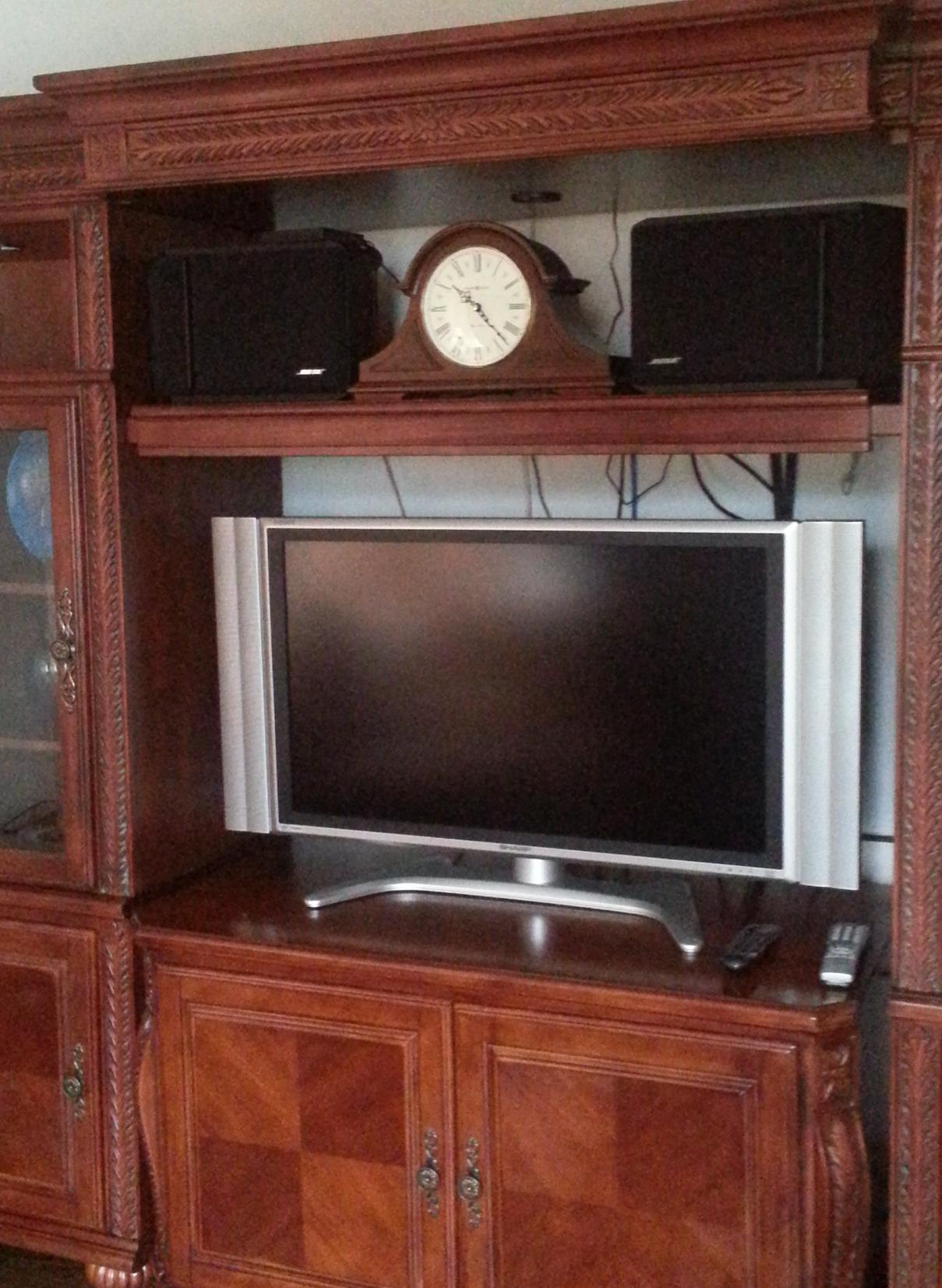 Howard Miller Burton II Mantel Clock - Windsor Finish customer photo 1