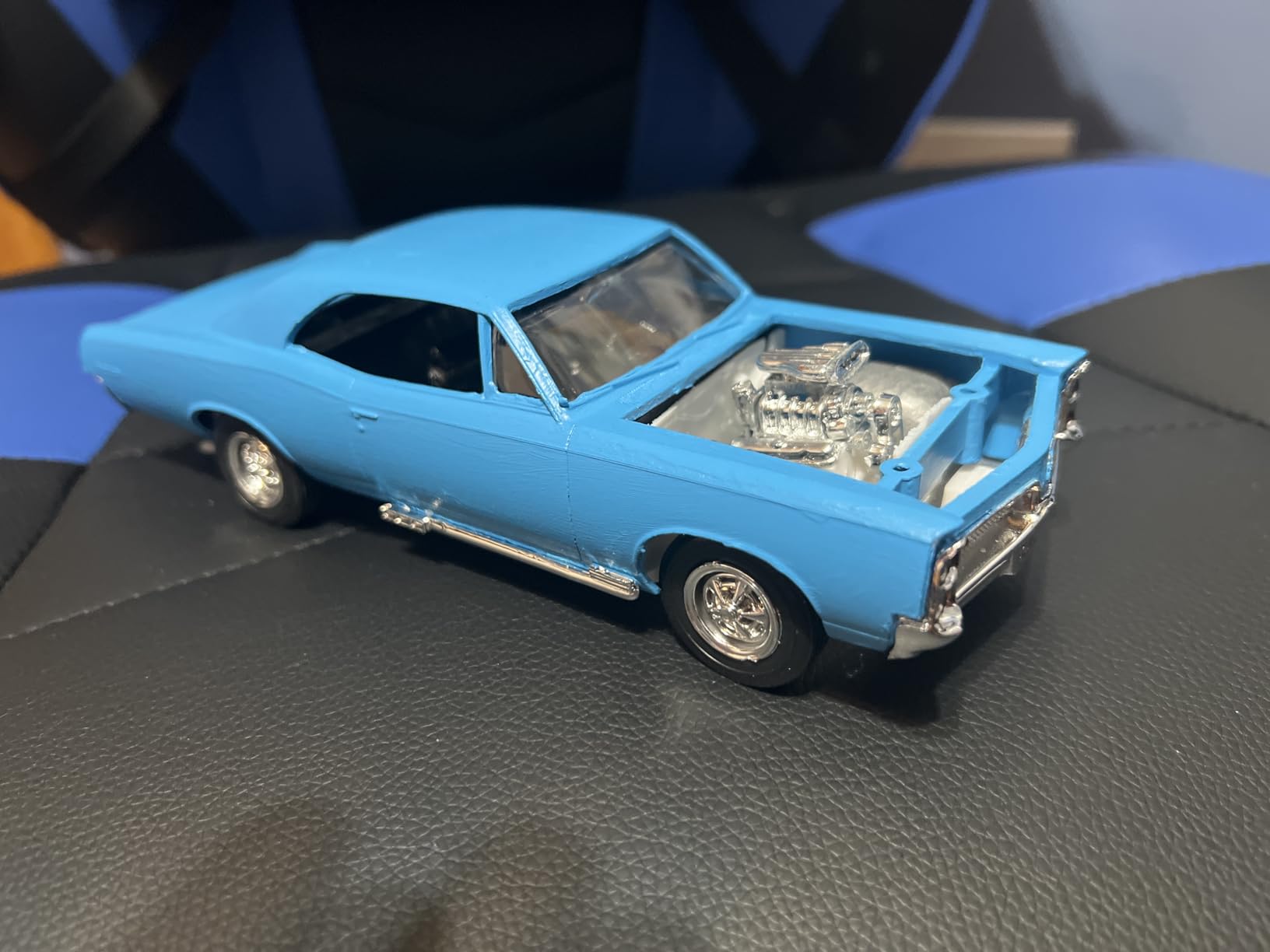 MPC: 1:25 Scale Model Kit - 1967 Pontiac GTO - Blue, 85+ Parts - Skill Level 2 customer photo 1